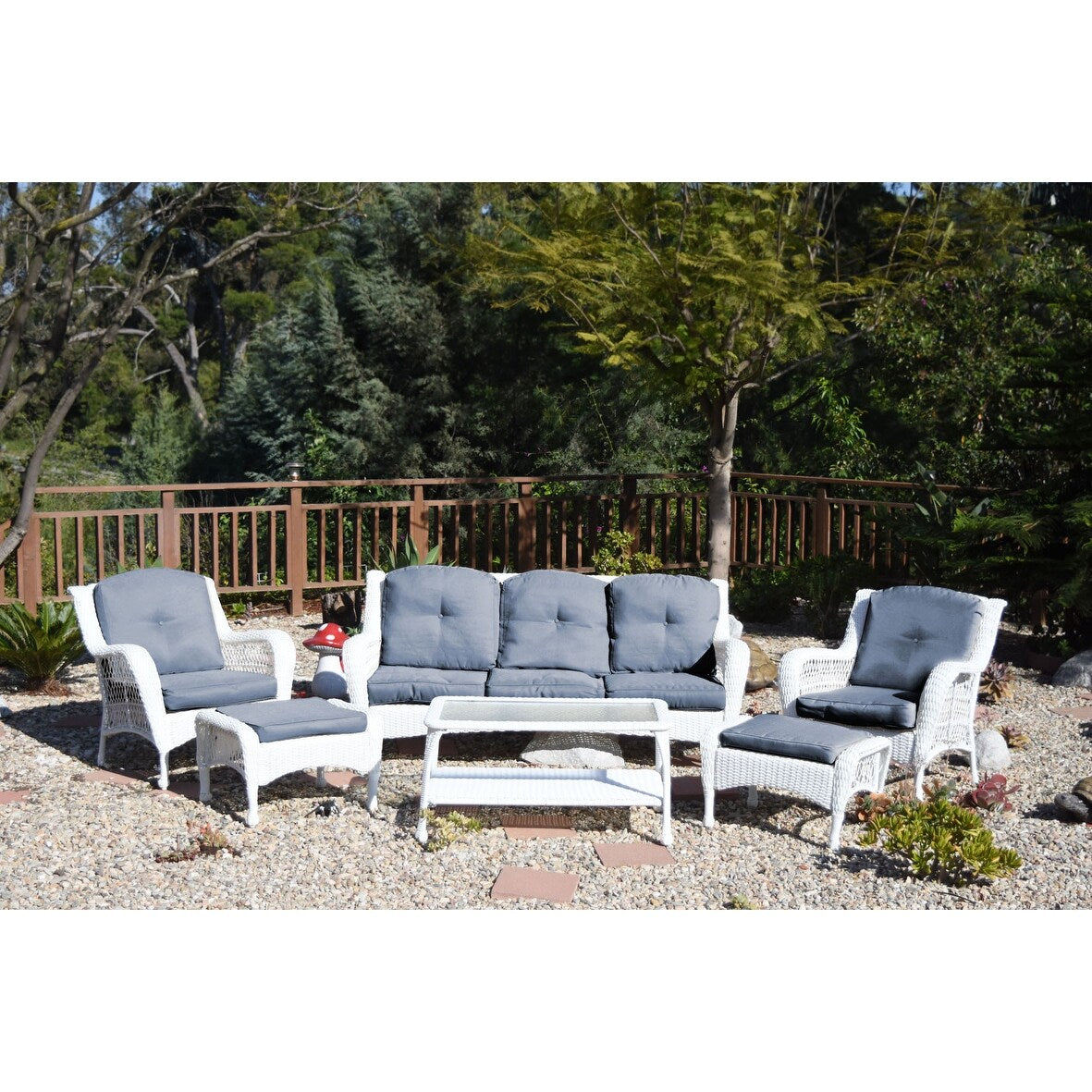 Ensemble de 6 chaises Jeco en osier blanc avec coussins beiges
