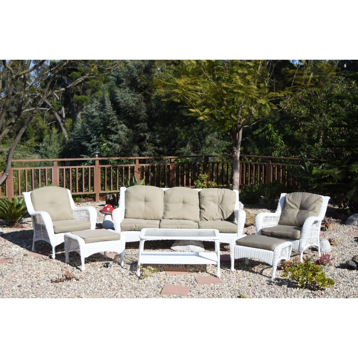 Ensemble de 6 chaises Jeco en osier blanc avec coussins beiges