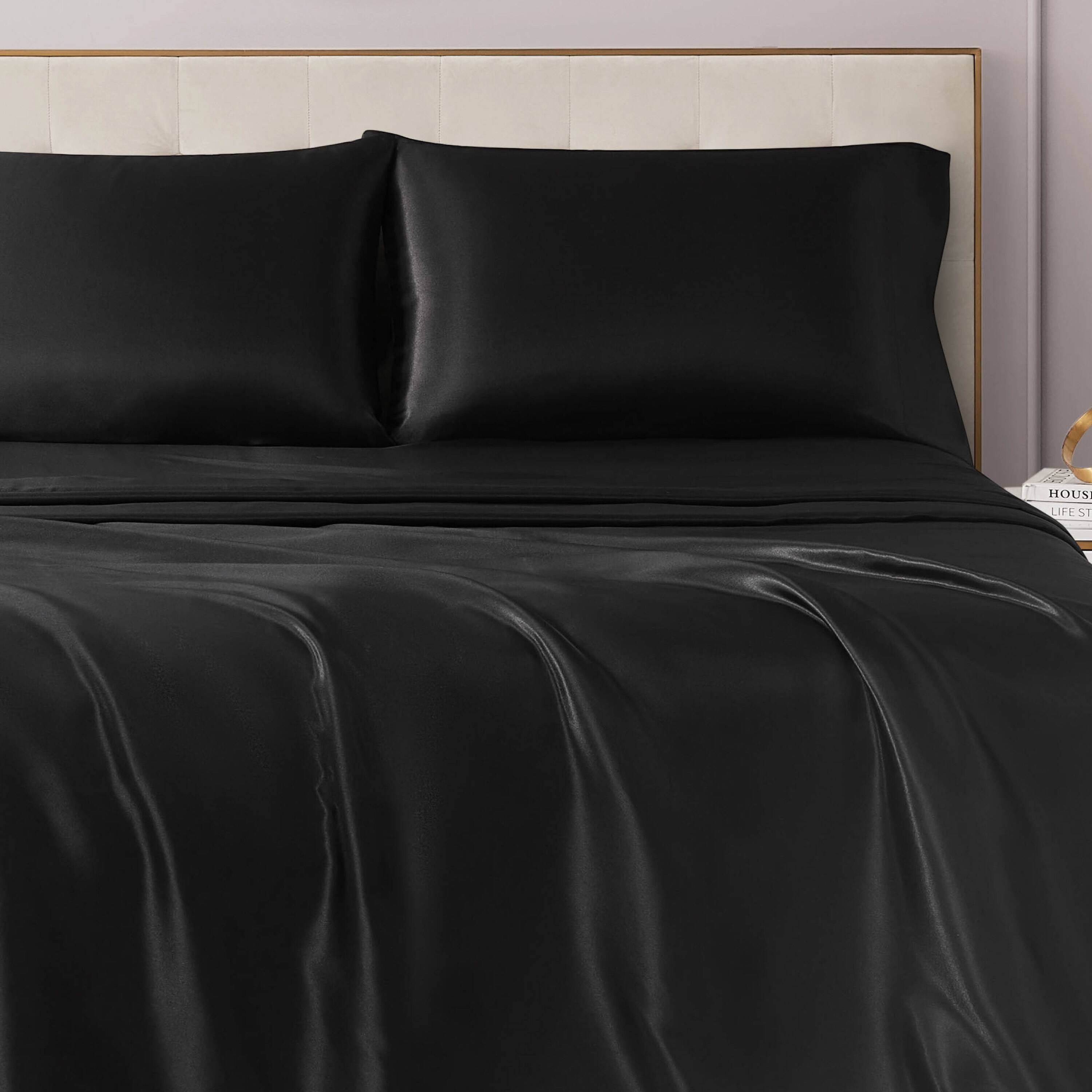 Ensemble de draps en satin soyeux Juicy Couture