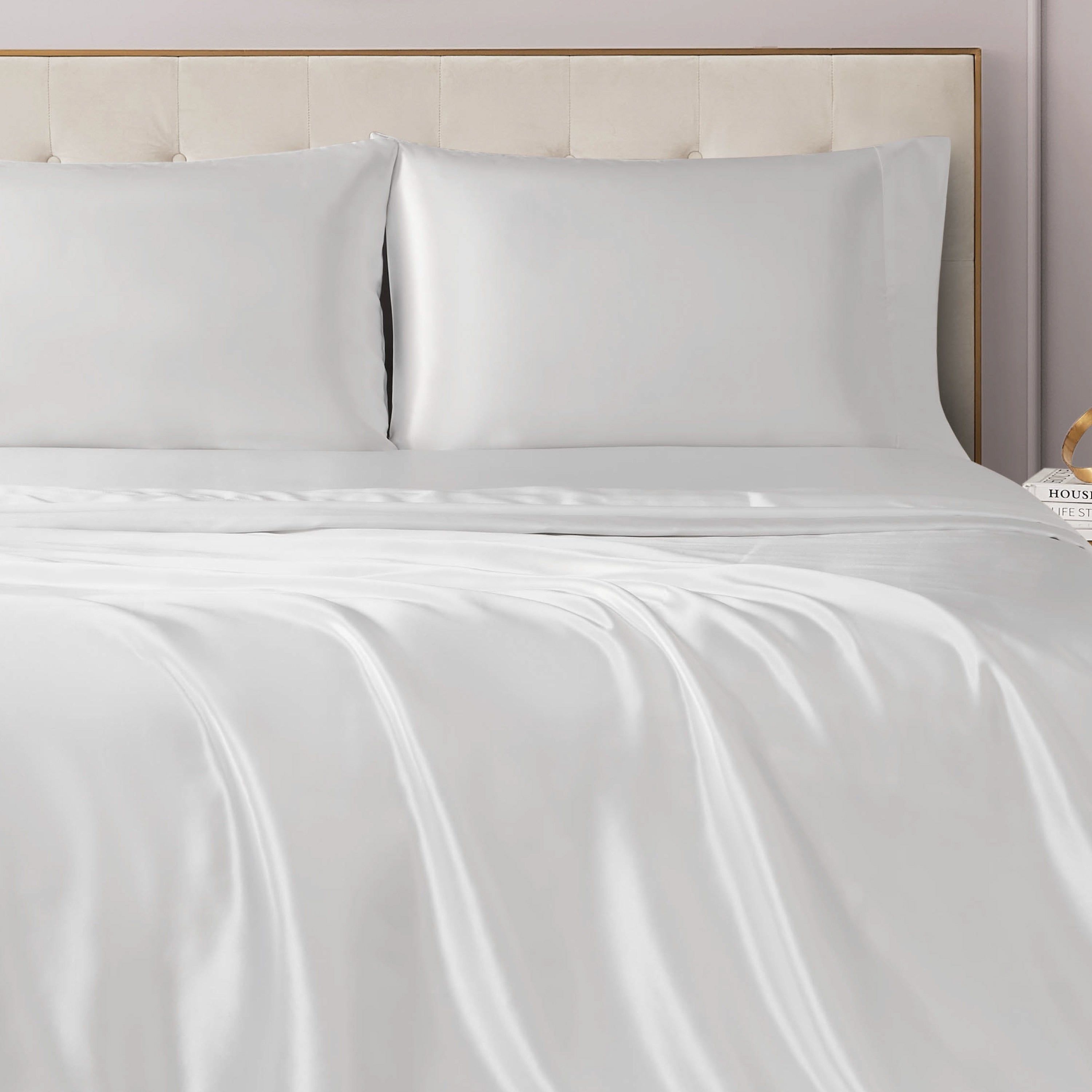 Ensemble de draps en satin soyeux Juicy Couture