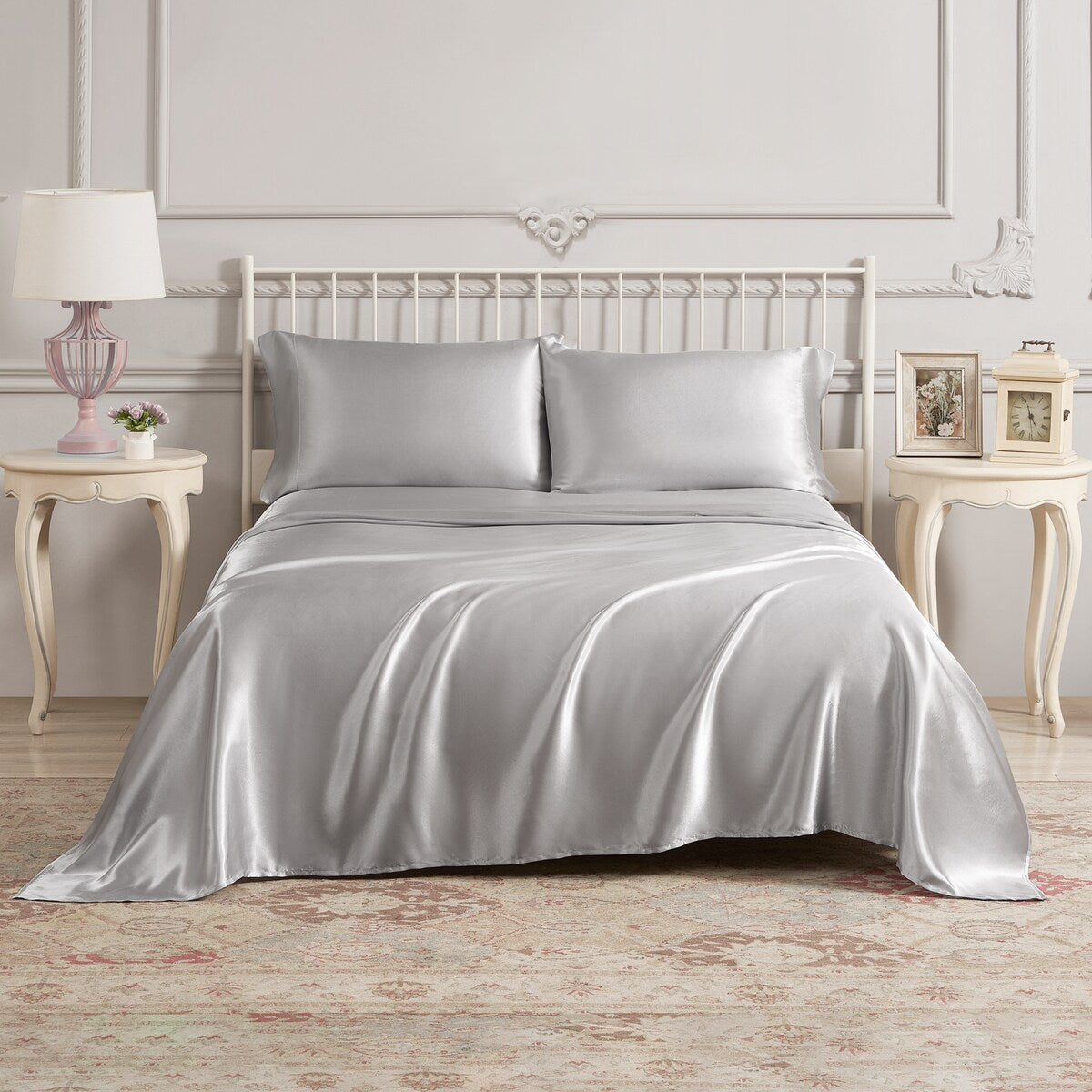 Parures de draps en satin soyeux Juliette LeBlanc New York