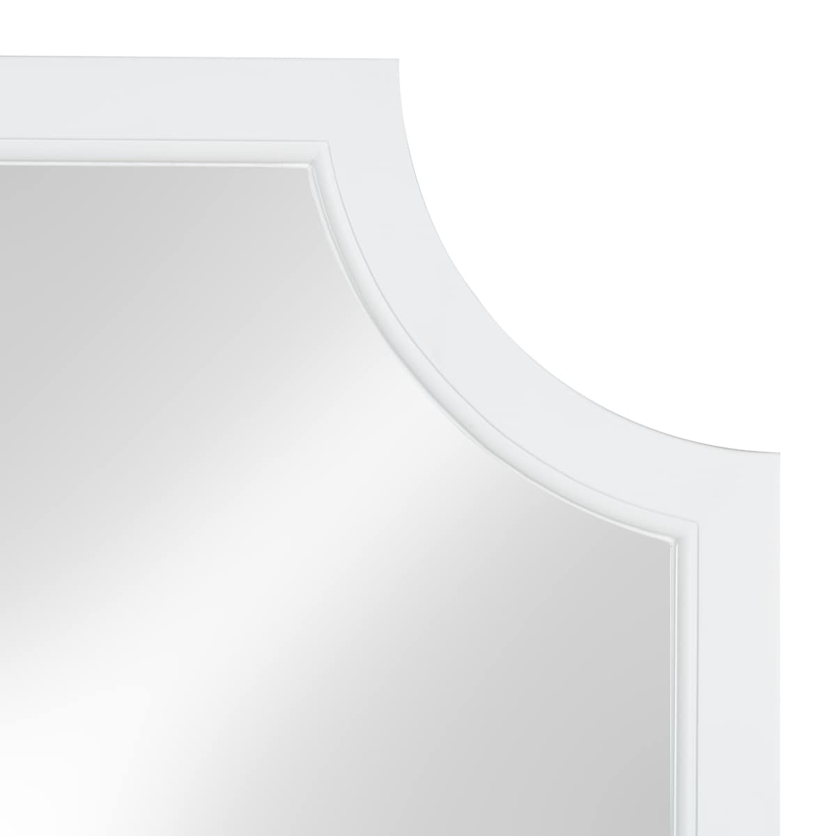Miroir encadré en bois festonné Kate et Laurel Hogan