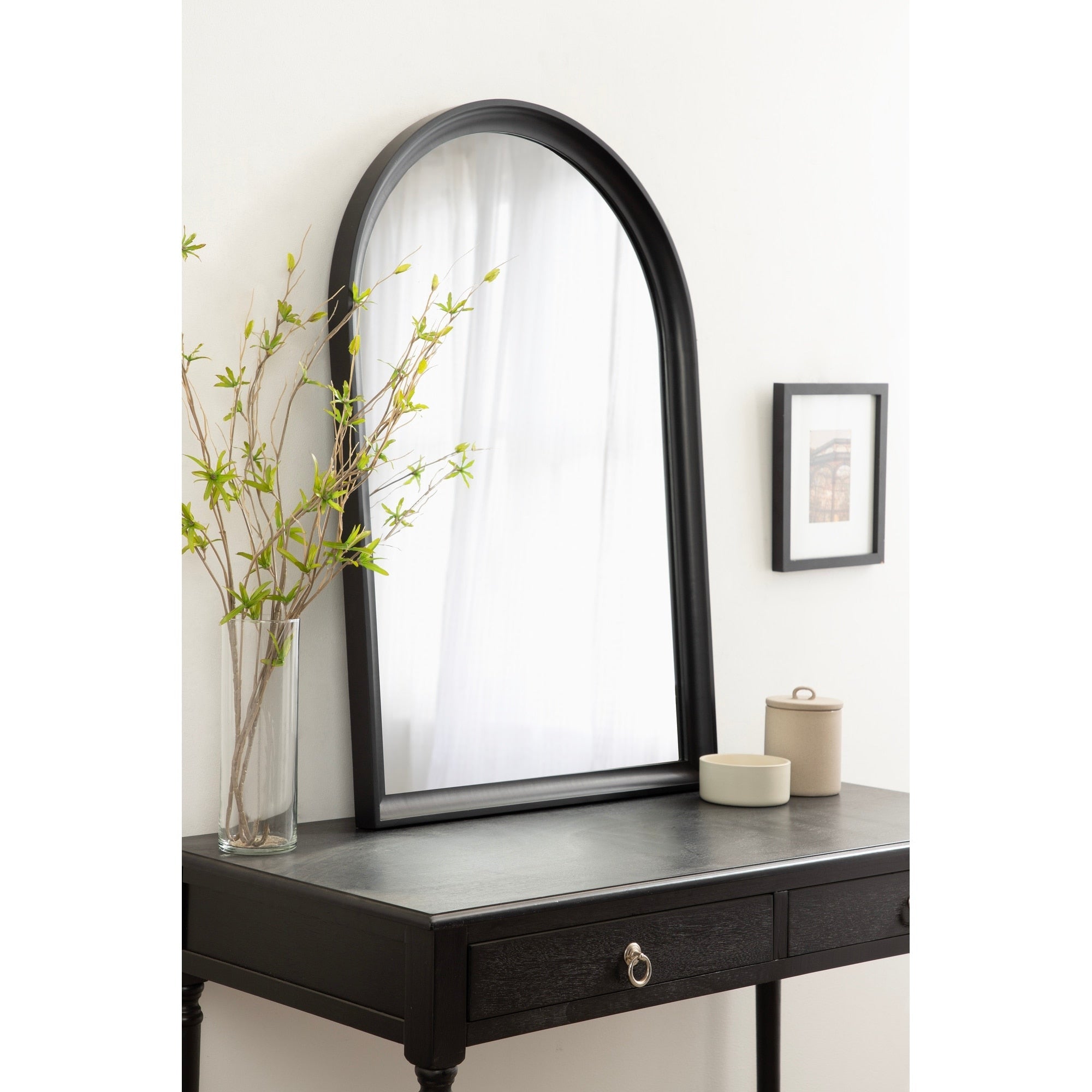 Miroir mural en bois Arch de Kate et Laurel Hatherleigh