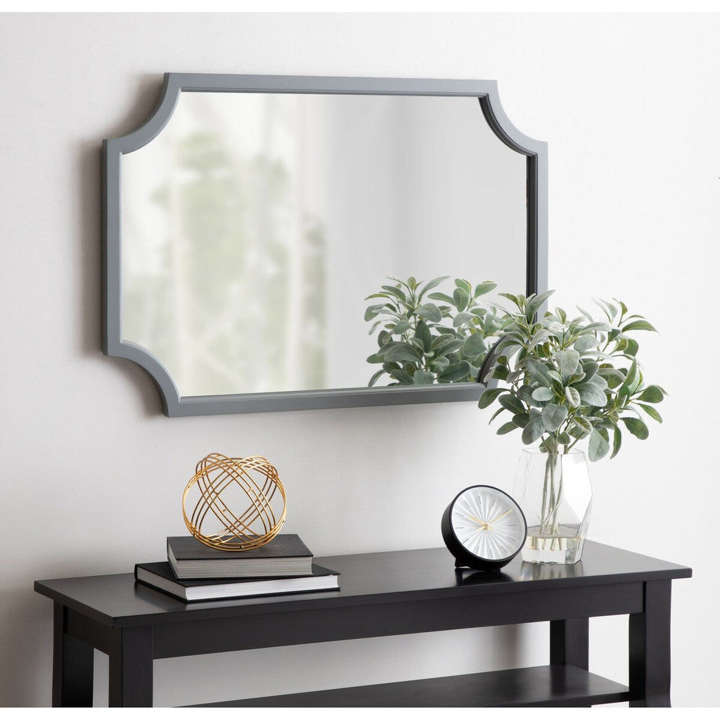 Miroir encadré en bois festonné Kate et Laurel Hogan
