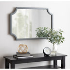 Miroir encadré en bois festonné Kate et Laurel Hogan
