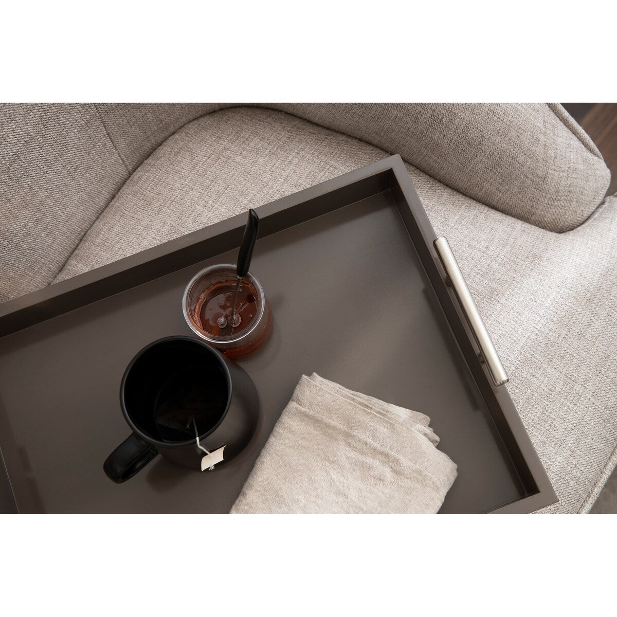 Plateau décoratif avec poignée en métal Kate et Laurel Lipton