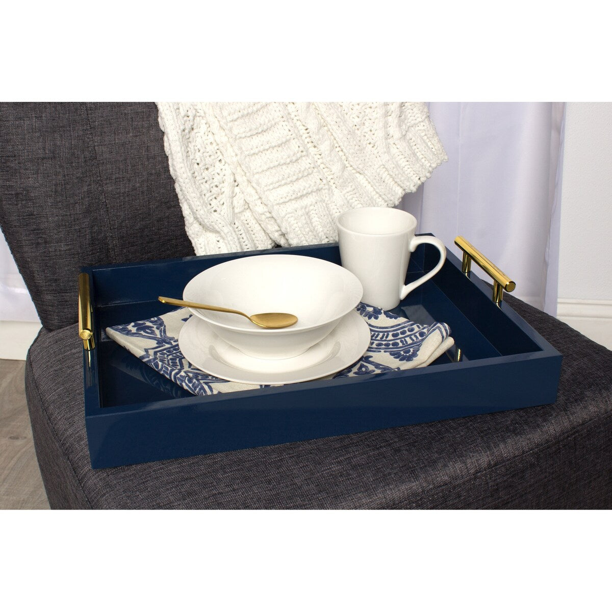 Plateau décoratif avec poignée en métal Kate et Laurel Lipton