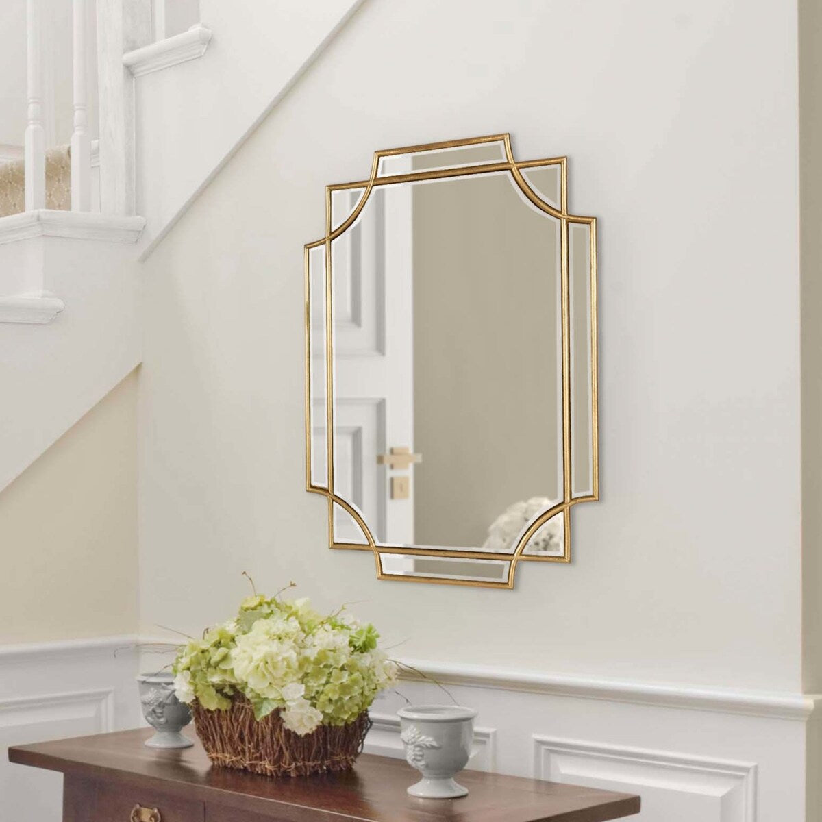 Miroir mural décoratif traditionnel encadré Kate et Laurel Minuette