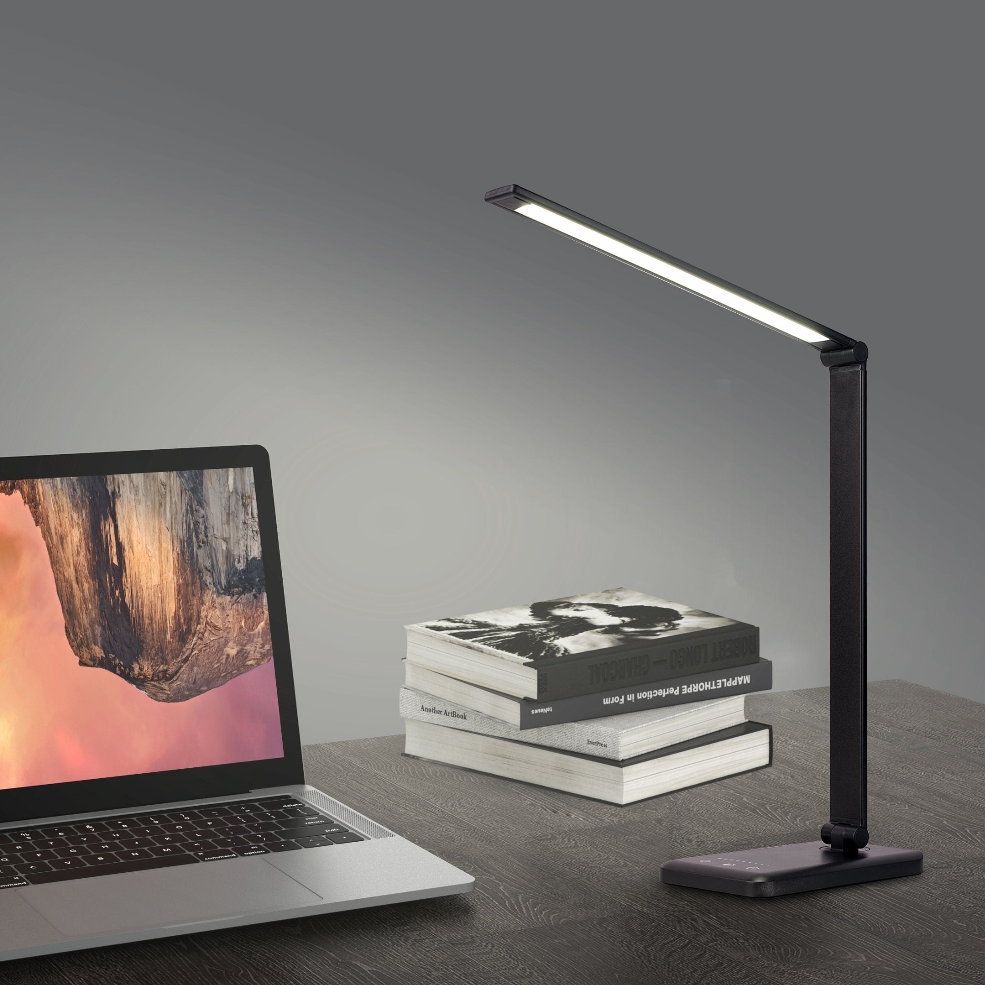 Lampe de bureau LED avec port de chargement USB, variateur de lumière tactile et température de couleur réglable automatiquement