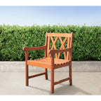 Ensemble de salle à manger de patio Lazarus 5 pièces en bois tropical brun rougeâtre avec table et fauteuils