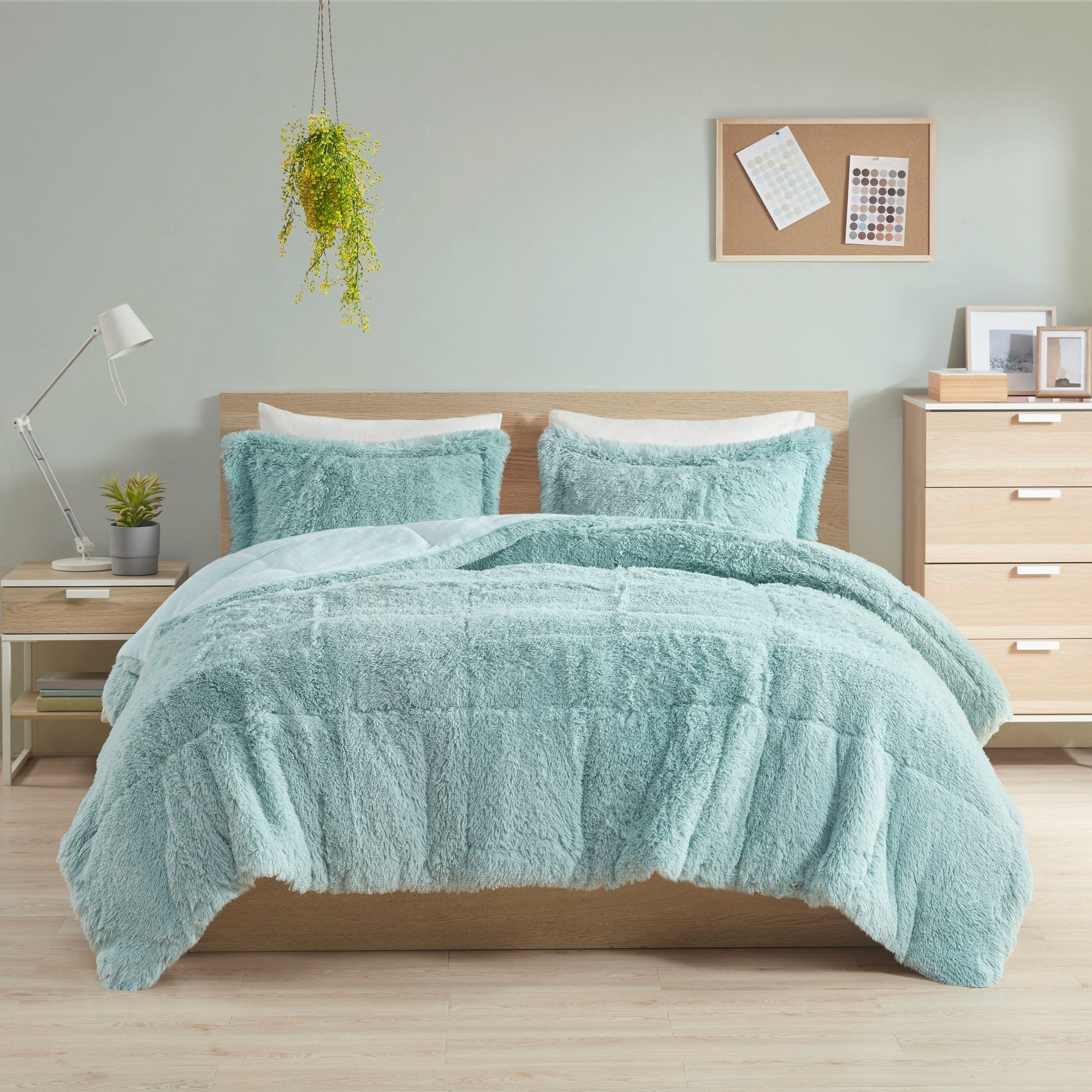 Ensemble de mini-couette à poils longs Leena au design intelligent