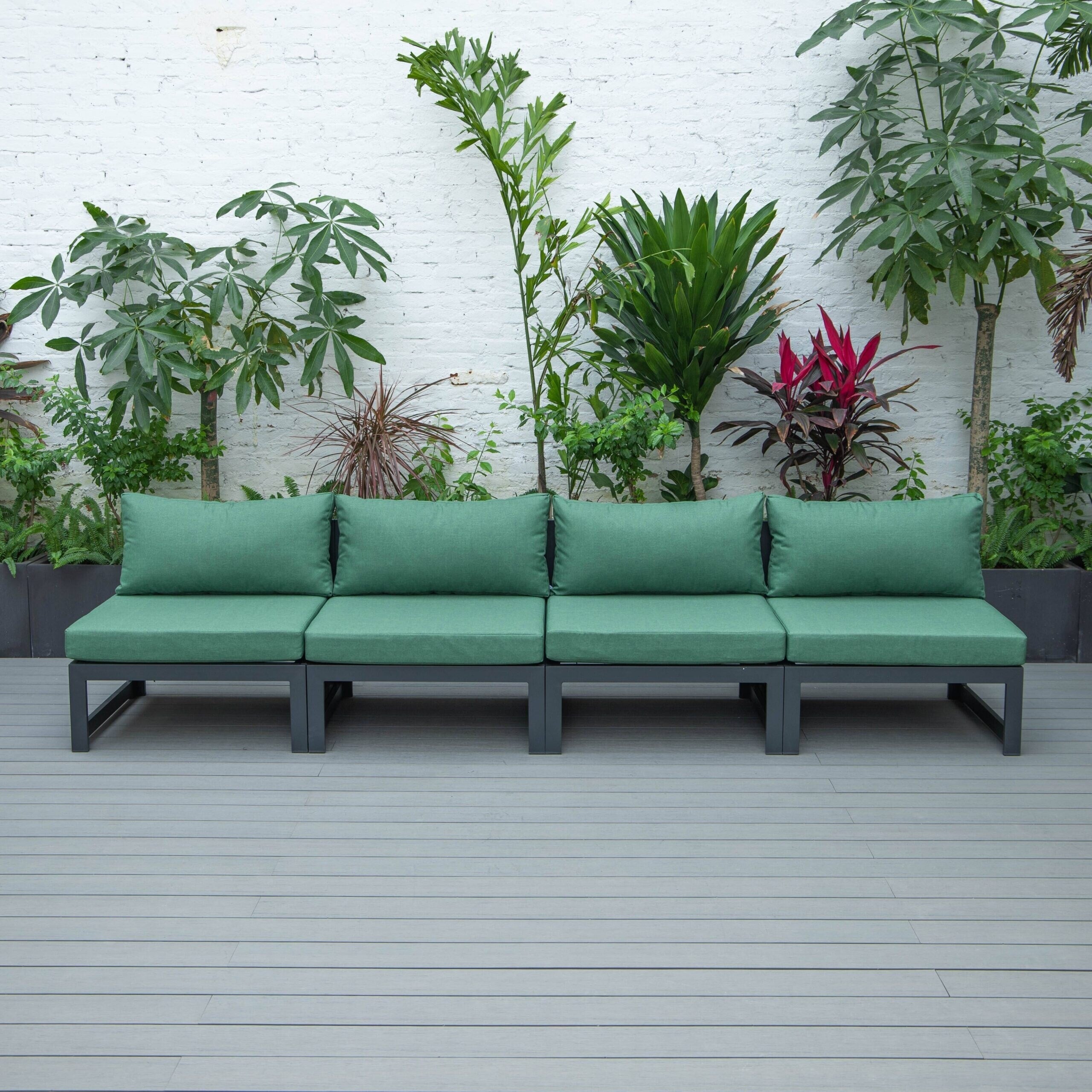 Ensemble de canapés sectionnels sans accoudoirs LeisureMod Chelsea 4 pièces avec coussins pour patio, porche, jardin