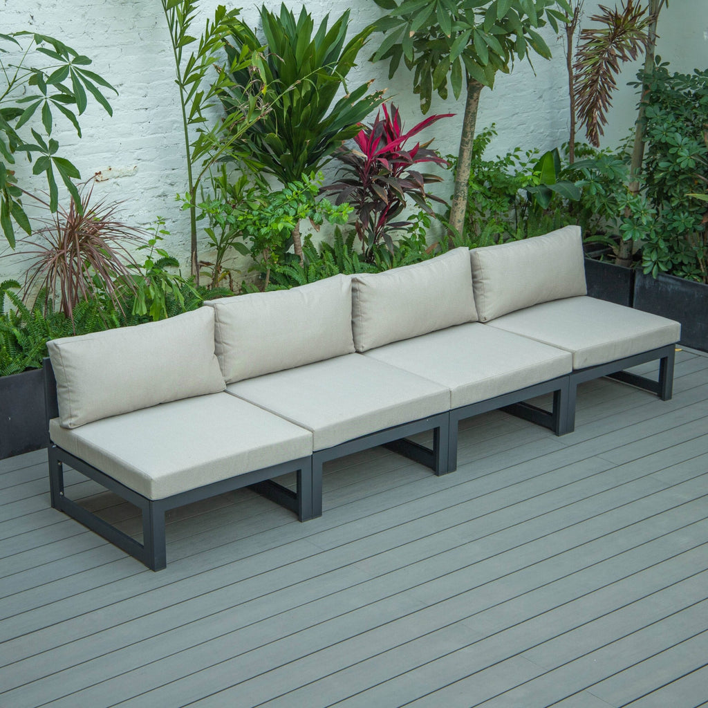 Ensemble de canapés sectionnels sans accoudoirs LeisureMod Chelsea 4 pièces avec coussins pour patio, porche, jardin