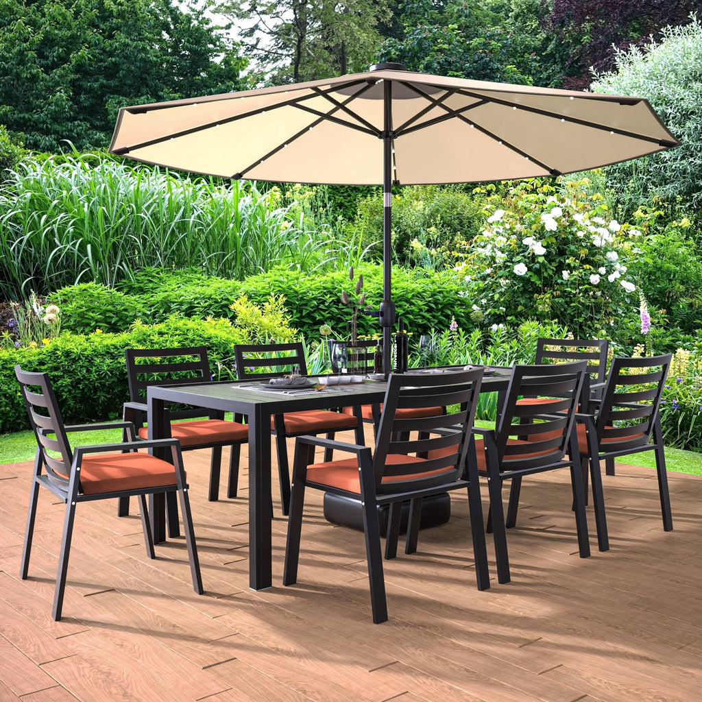 Ensemble de salle à manger d'extérieur 9 pièces en aluminium noir, série Chelsea par LeisureMod