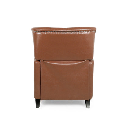 Fauteuil inclinable rembourré en cuir synthétique marron clair avec repose-pieds, dossier capitonné et détails cloutés