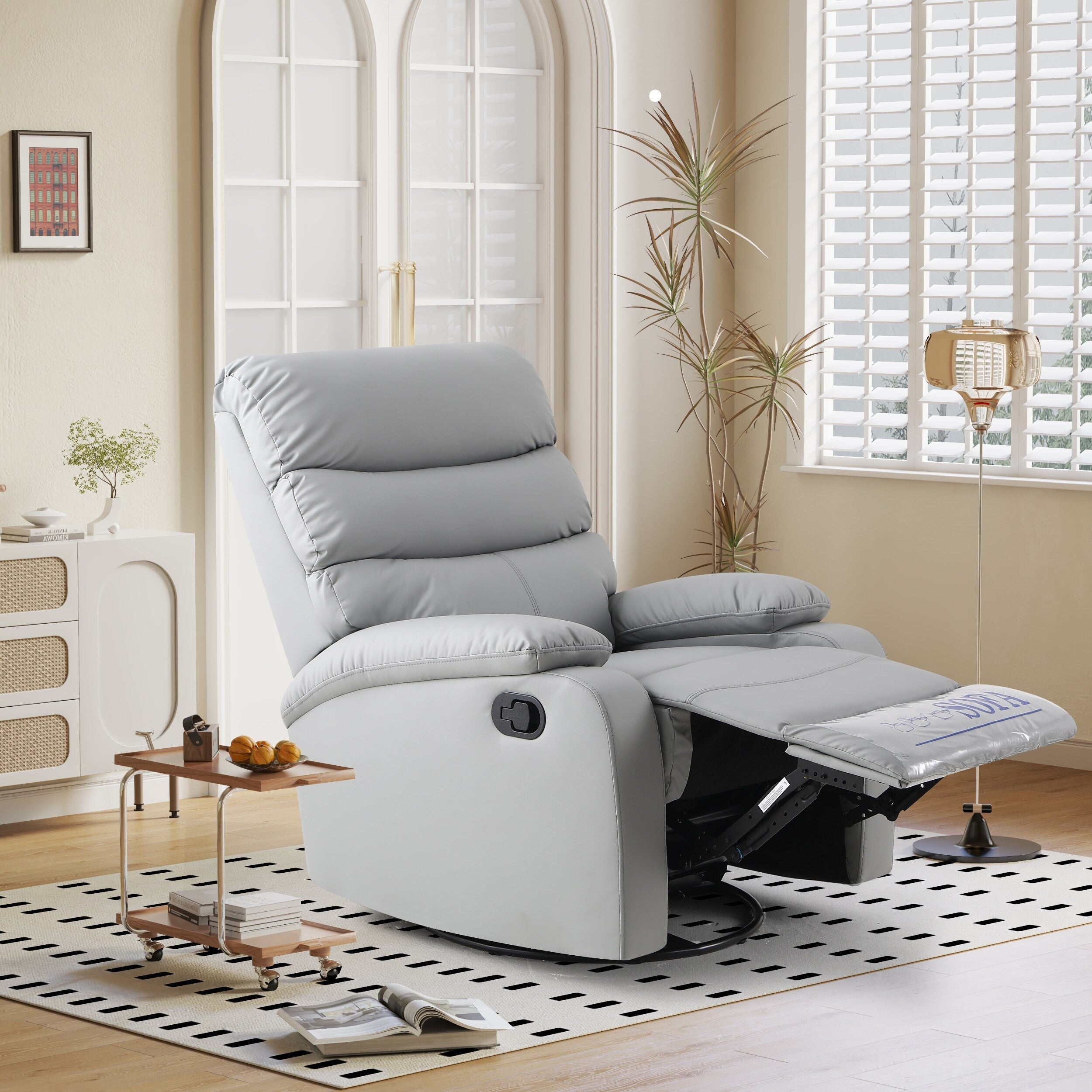 Fauteuil inclinable manuel pivotant à 360° en cuir synthétique gris clair avec protection anti-salissure pour les pieds et tissu résistant aux rayures des chats