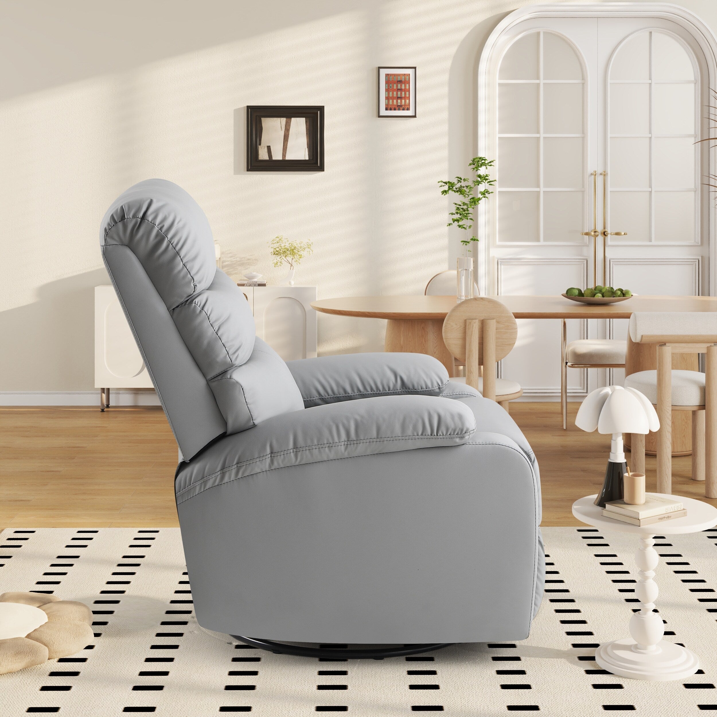 Fauteuil inclinable manuel pivotant à 360° en cuir synthétique gris clair avec protection anti-salissure pour les pieds et tissu résistant aux rayures des chats