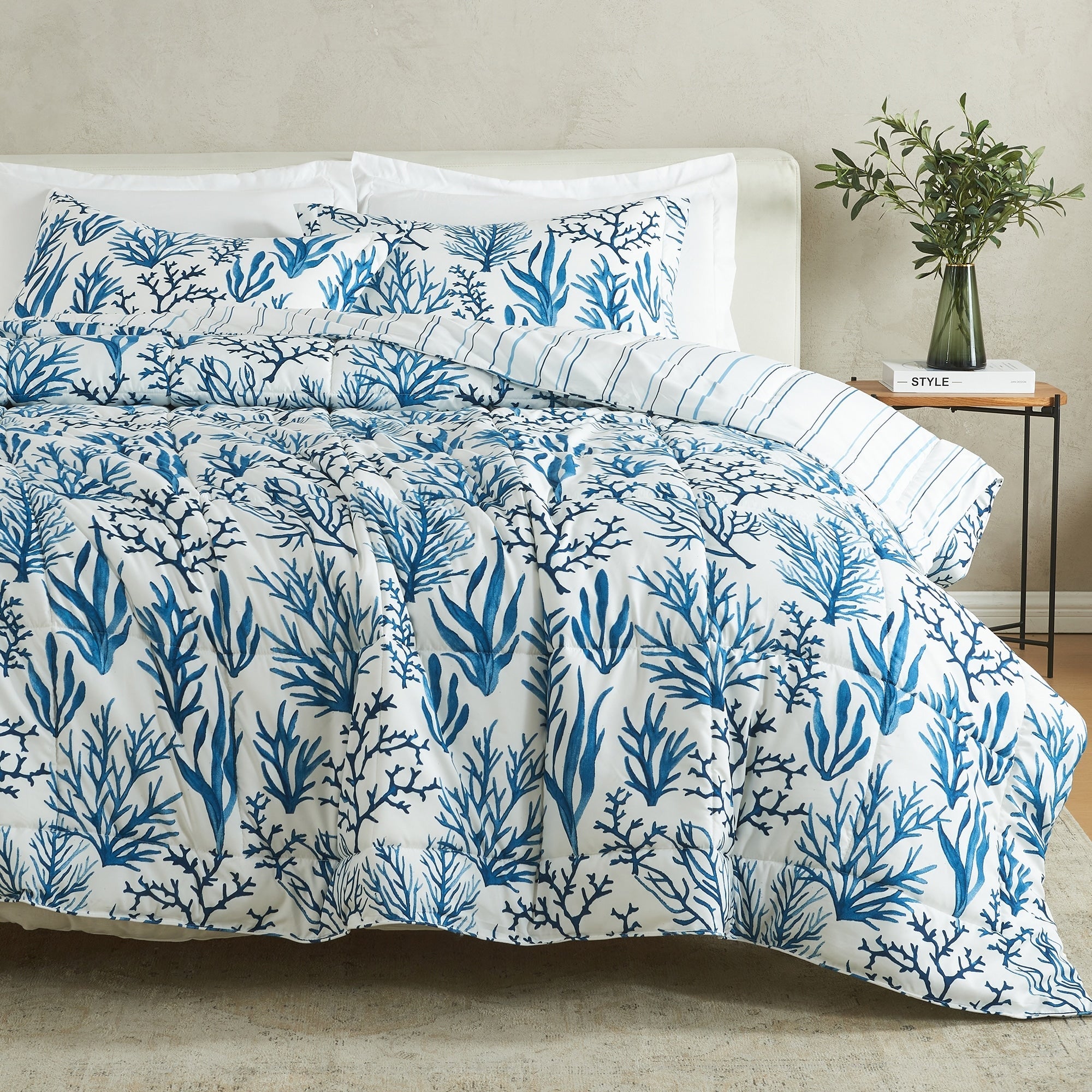 Parure de couette réversible toutes saisons en duvet synthétique Linery &amp; Co.