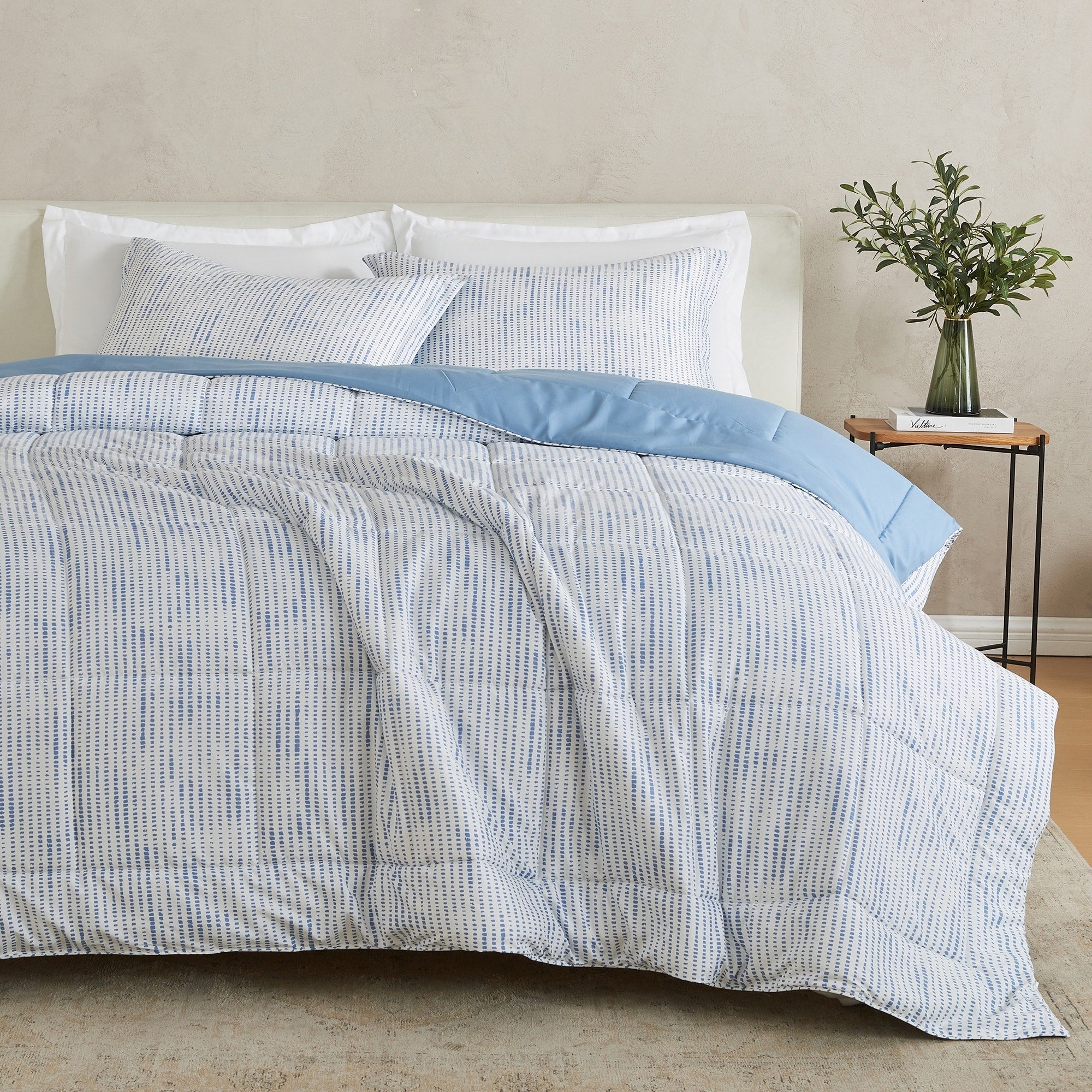 Parure de couette réversible toutes saisons en duvet synthétique Linery &amp; Co.