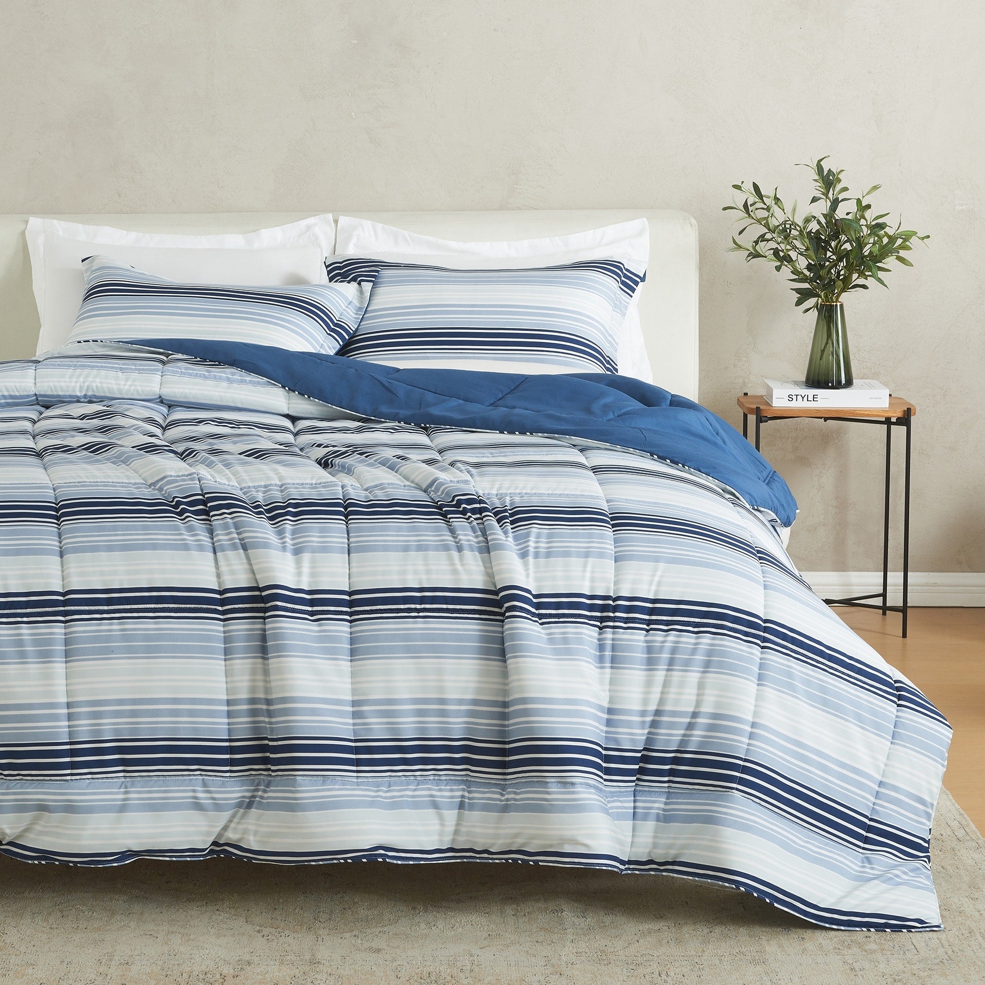 Parure de couette réversible toutes saisons en duvet synthétique Linery &amp; Co.