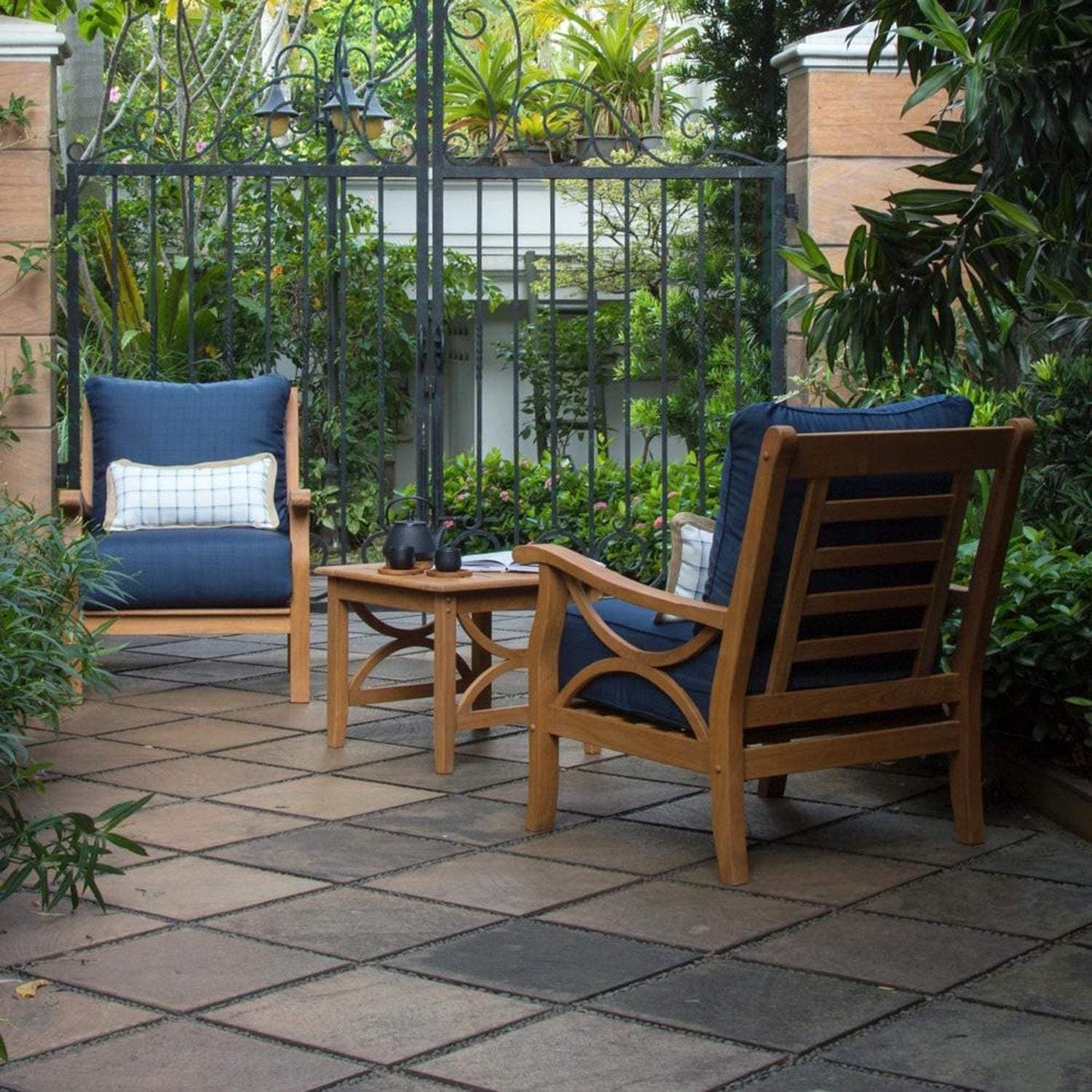 Ensemble de conversation d'extérieur Cambridge Casual Lowell 5 pièces en bois de teck