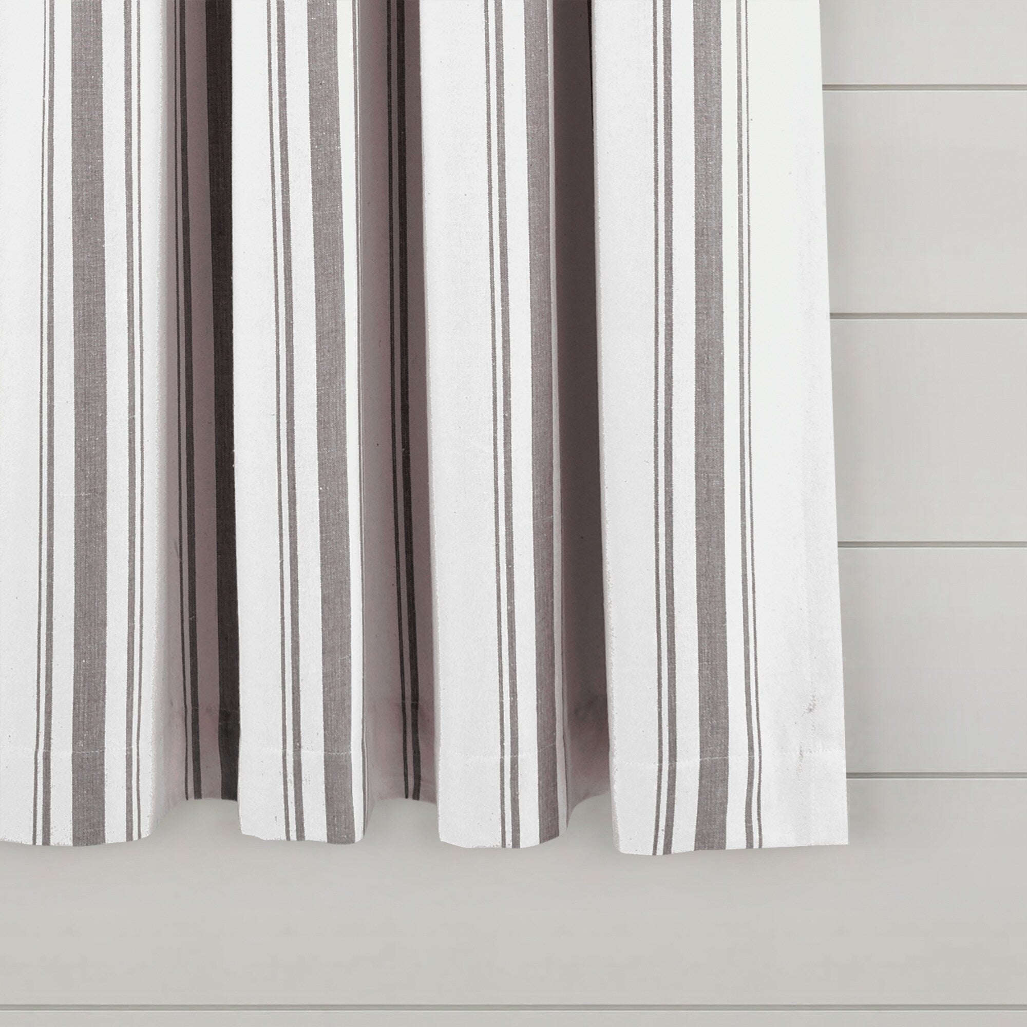 Paire de rideaux de fenêtre en coton teint en fil à rayures style ferme Lush Decor
