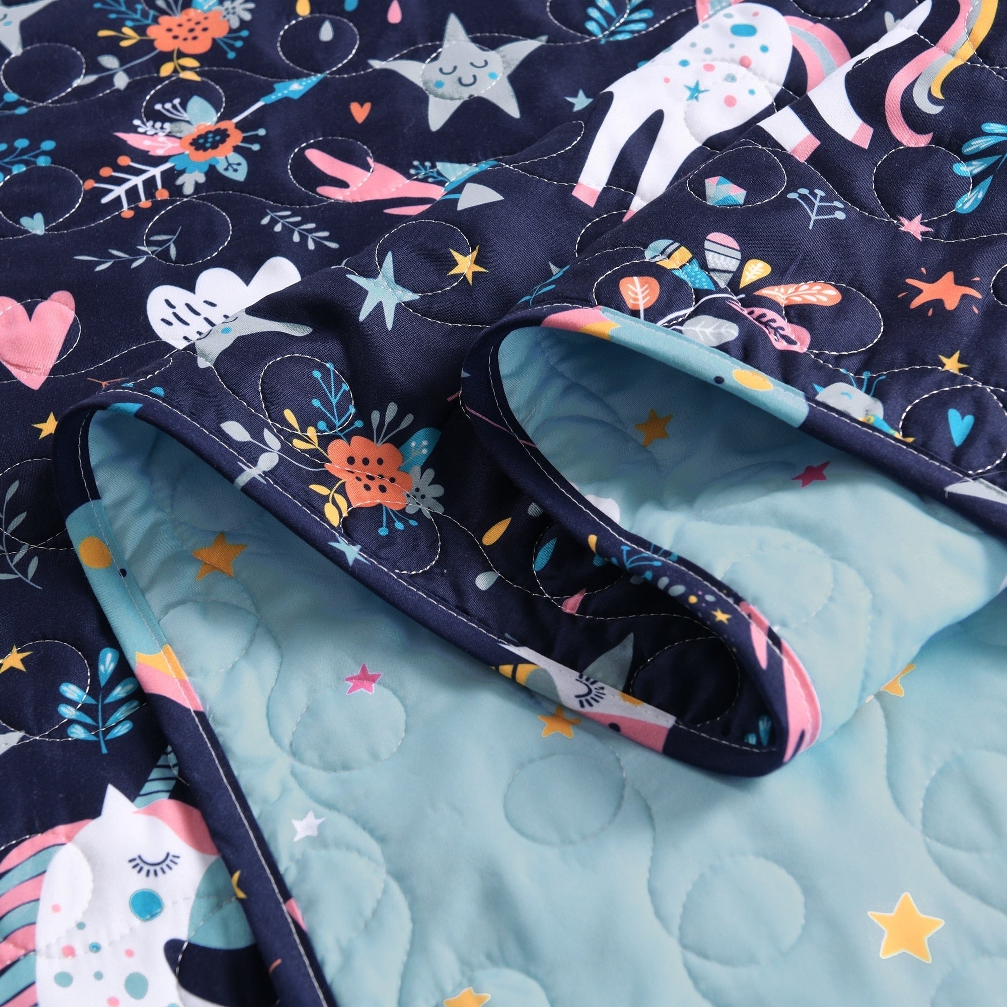 Ensemble de courtepointe à motif licorne/cœur Marguerite Porch &amp; Den