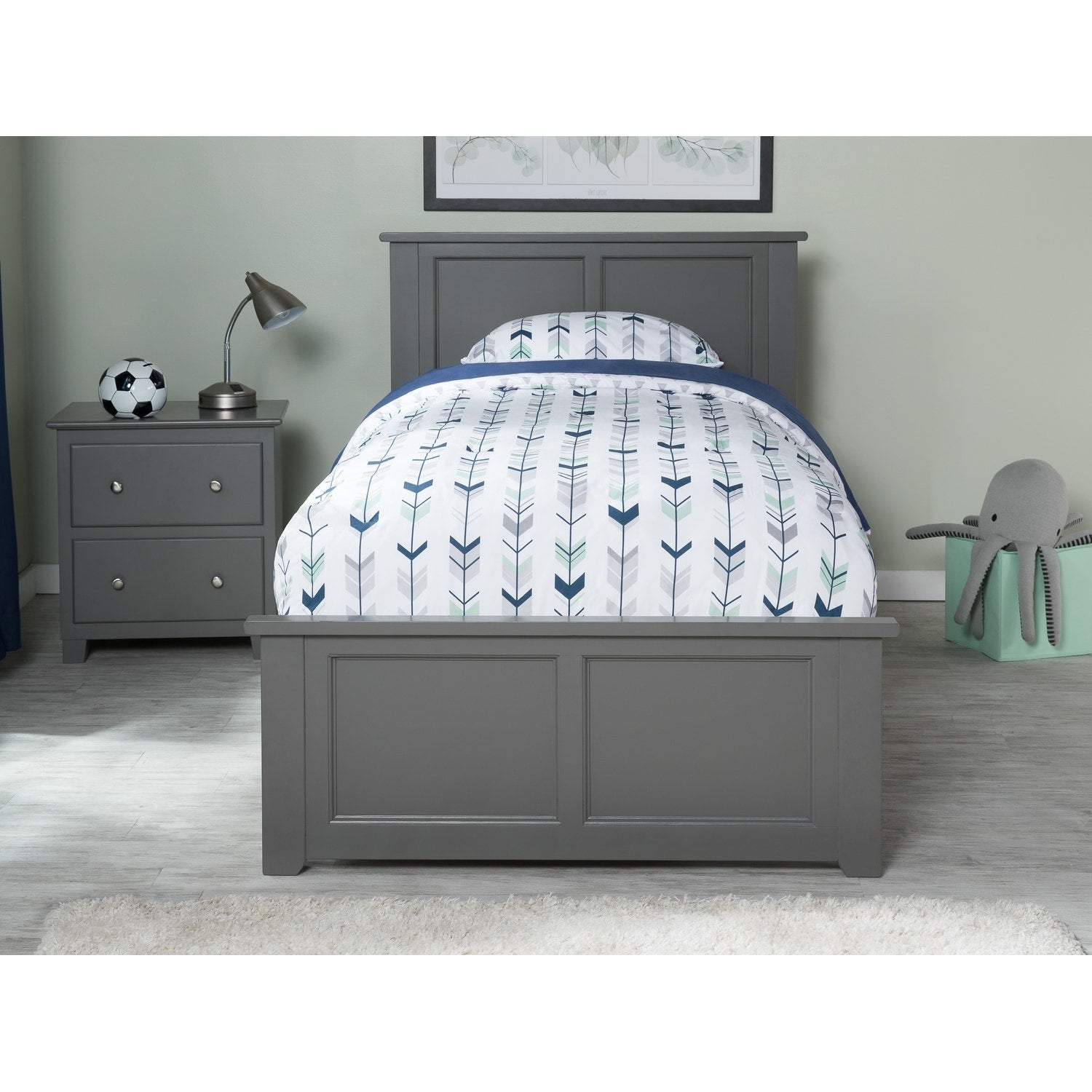 AFI Madison Platform Bed with Matching Footboard & Trundle