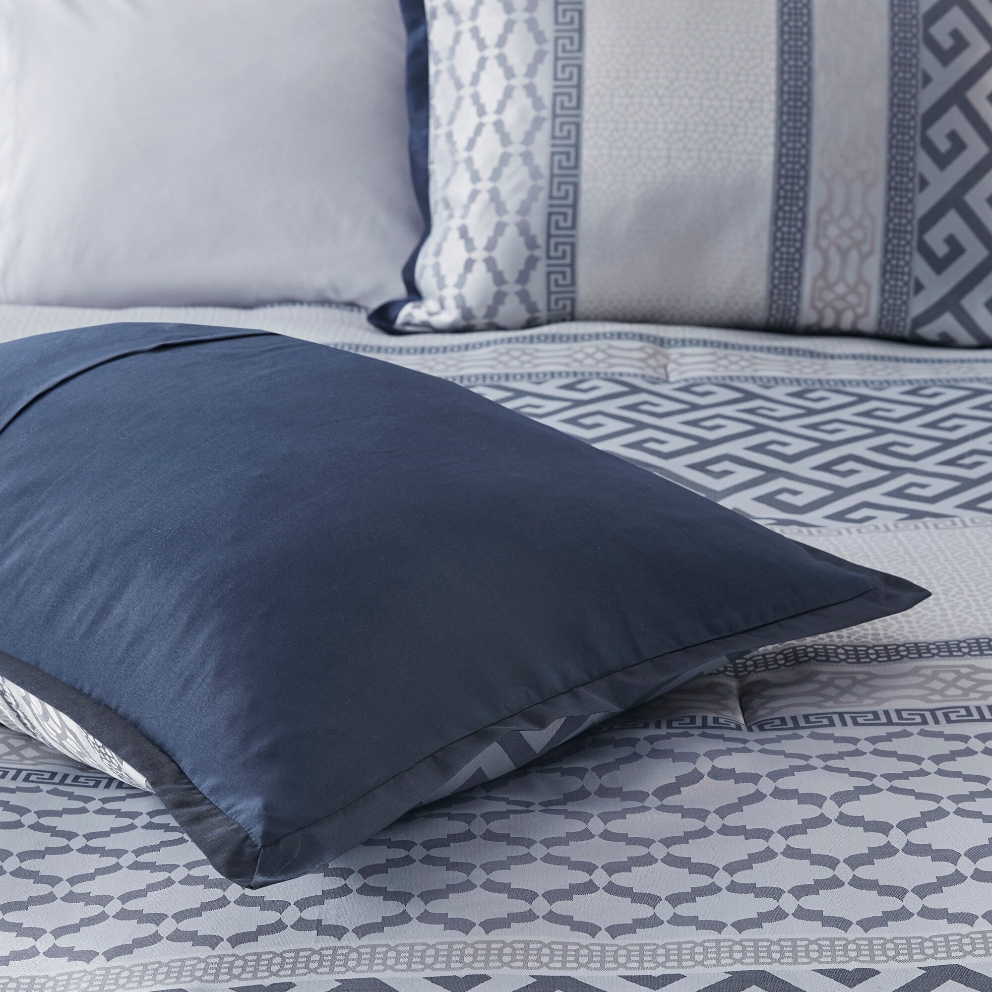 Ensemble de couette jacquard géométrique Madison Park Christian 7 pièces