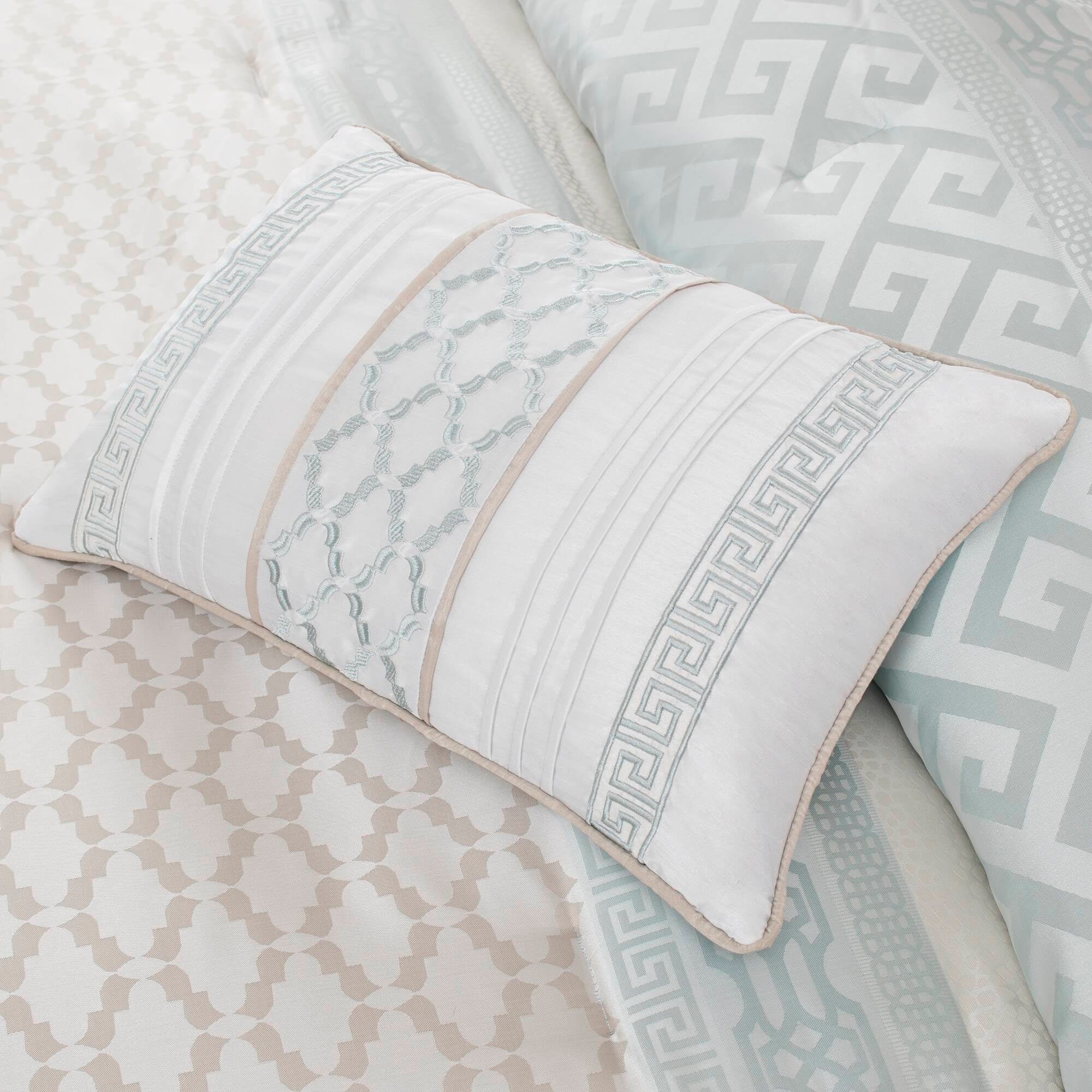 Ensemble de couette jacquard géométrique Madison Park Christian 7 pièces