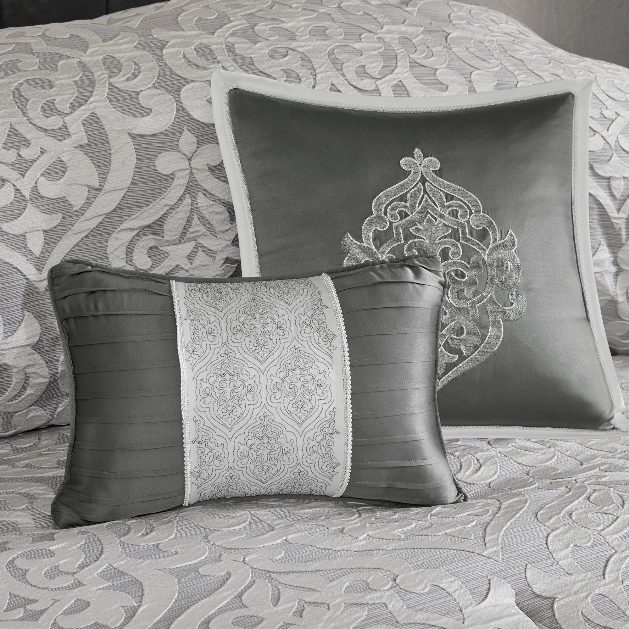 Ensemble de couette jacquard Madison Park Dillon 8 pièces