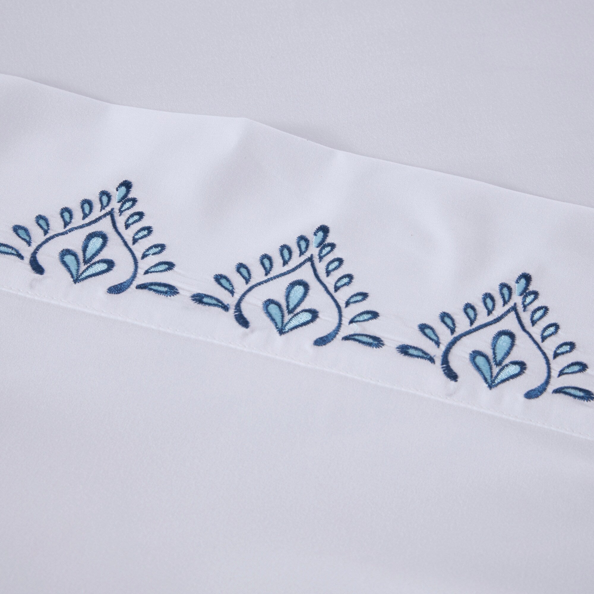 Ensemble de draps 4 pièces en microfibre brodée Madison Park