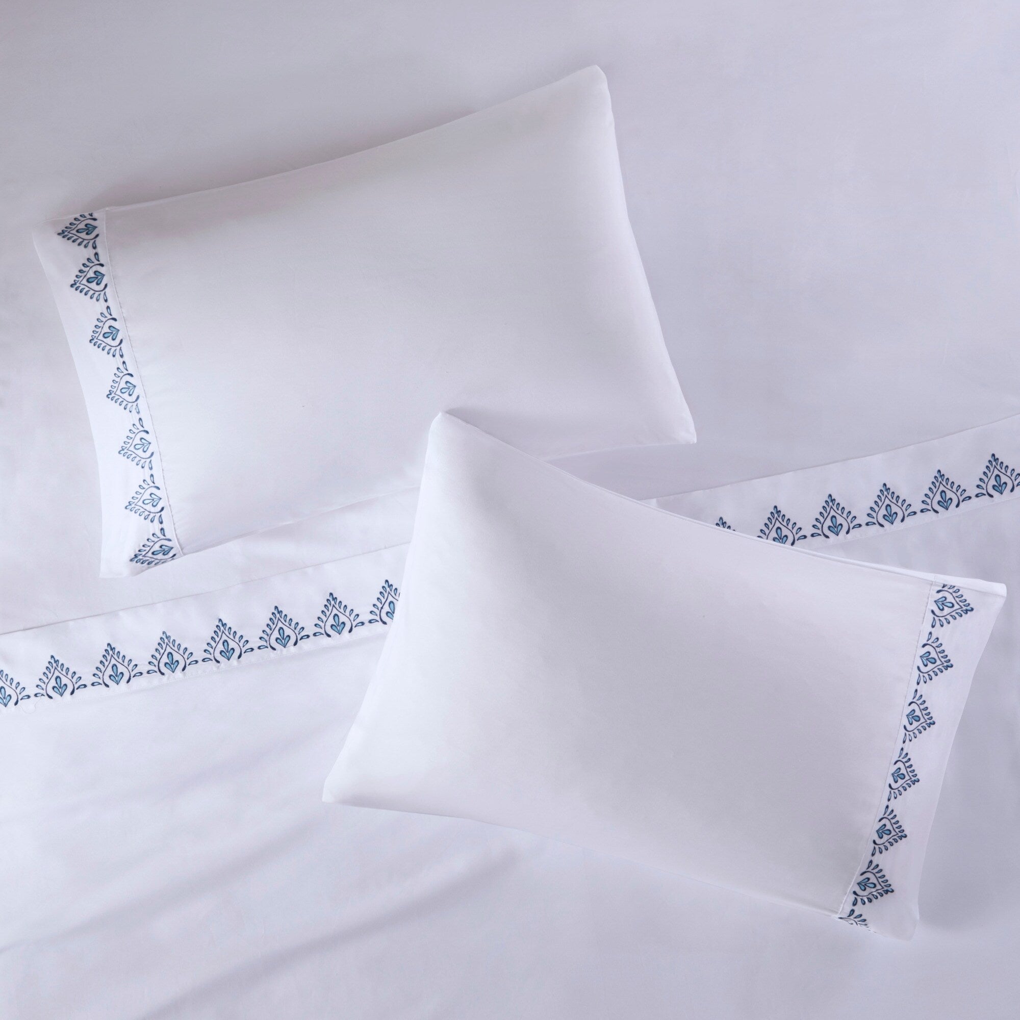 Ensemble de draps 4 pièces en microfibre brodée Madison Park