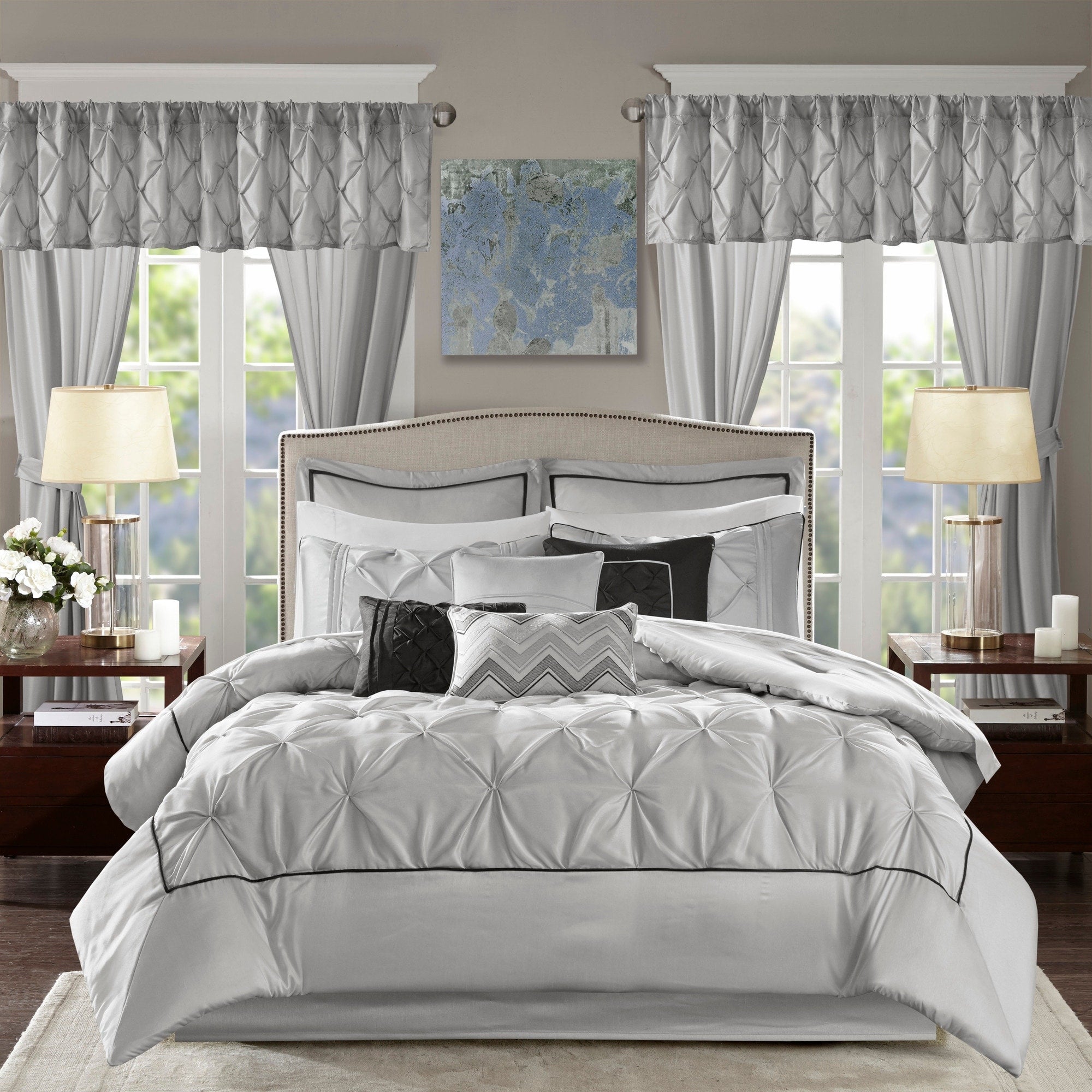 Ensemble de 24 pièces Madison Park Essentials Loretta avec rideaux et draps