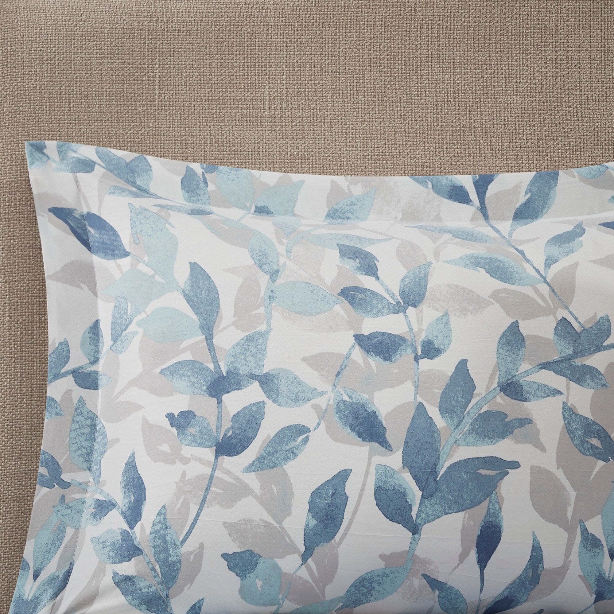 Parure de lit réversible Madison Park Essentials Thelma avec draps