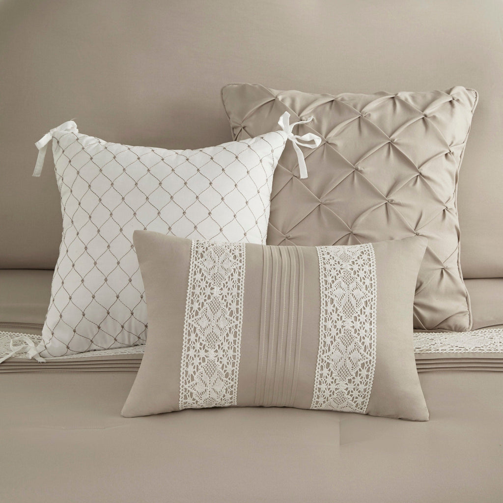 Madison Park Marla Ensemble de couette 7 pièces avec bordure en dentelle et coussins décoratifs