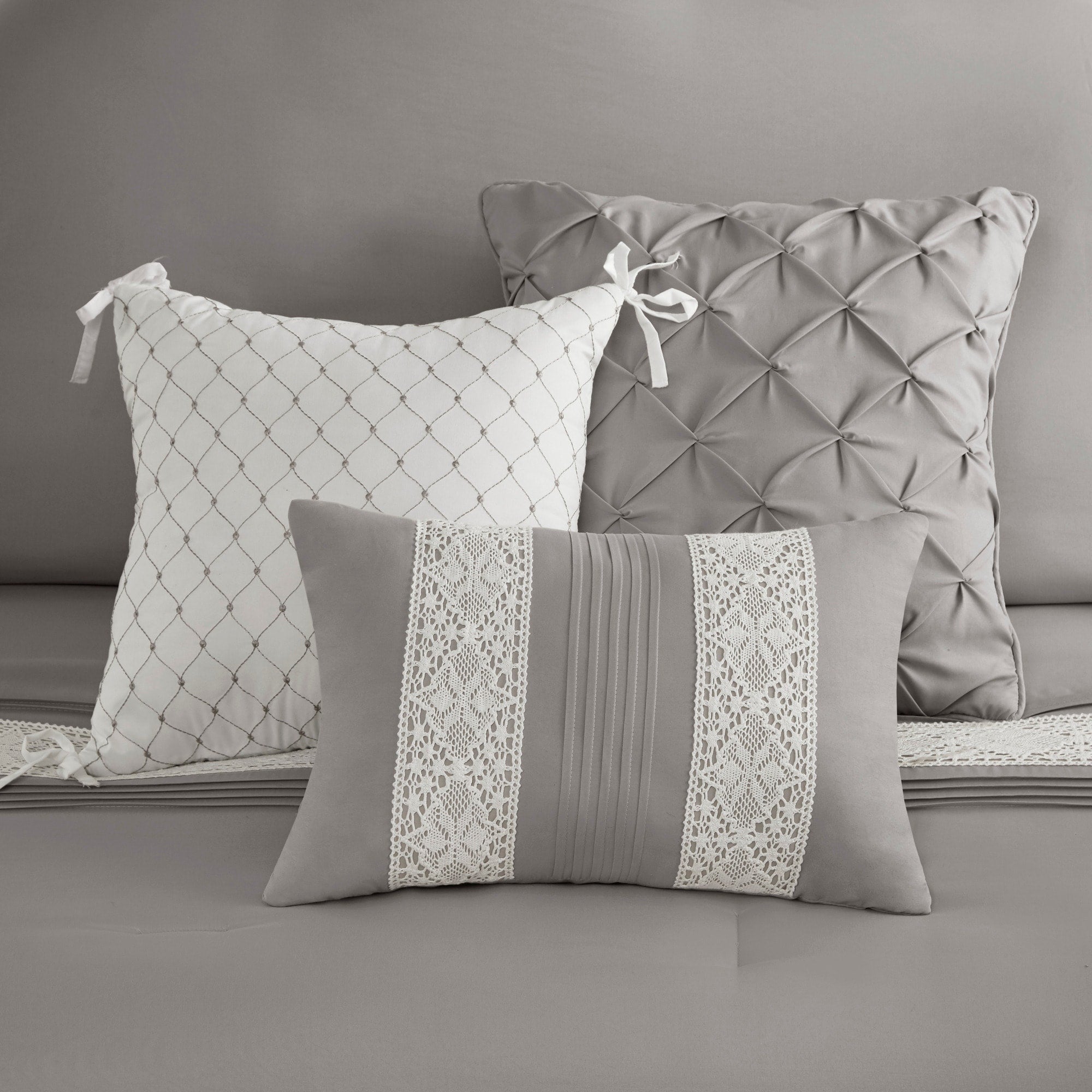Madison Park Marla Ensemble de couette 7 pièces avec bordure en dentelle et coussins décoratifs