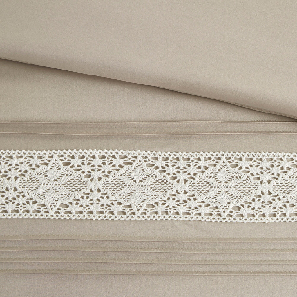 Madison Park Marla Ensemble de couette 7 pièces avec bordure en dentelle et coussins décoratifs