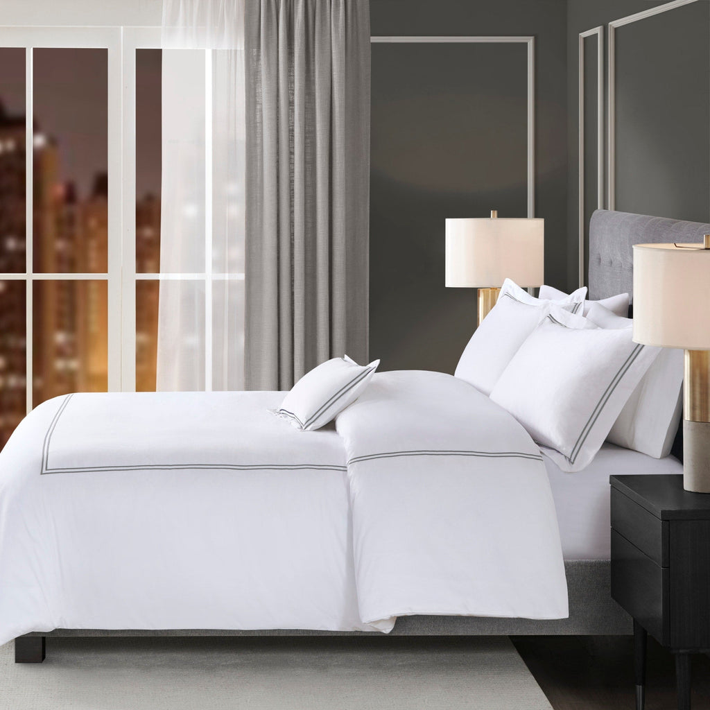 Parure de lit Madison Park Signature 500 fils au pouce carré, 100 % satin de coton brodé, collection de luxe