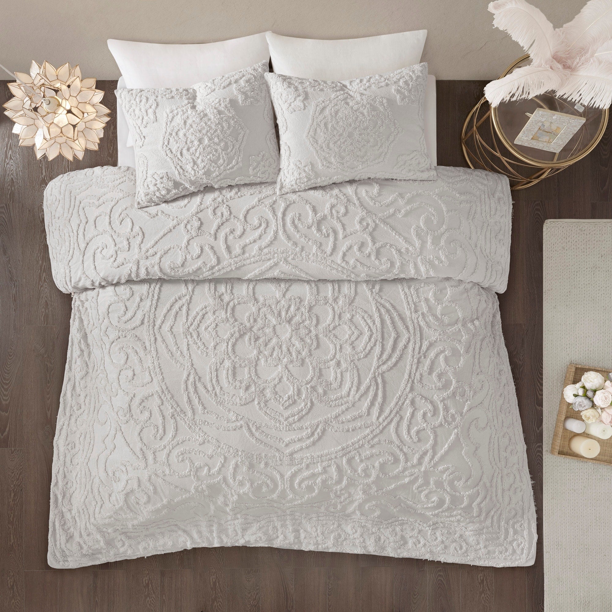 Parure de lit Madison Park Virginia en coton chenille touffeté avec médaillon