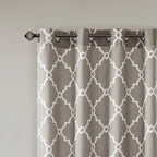 Panneau de rideau simple à œillets et imprimé fretwork Madison Park Westmont