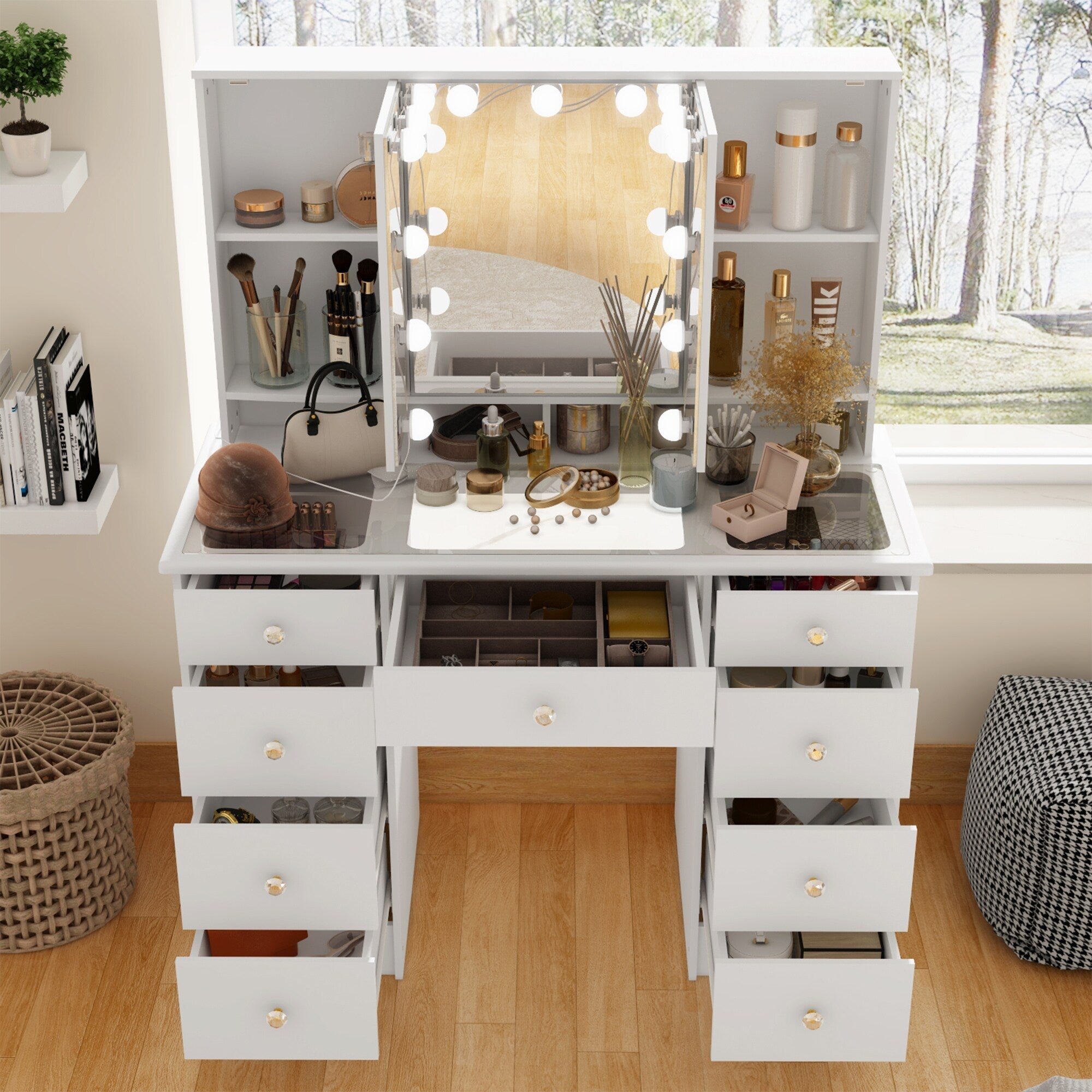 Coiffeuse avec miroir à trois volets et éclairage certifié, plateau en verre