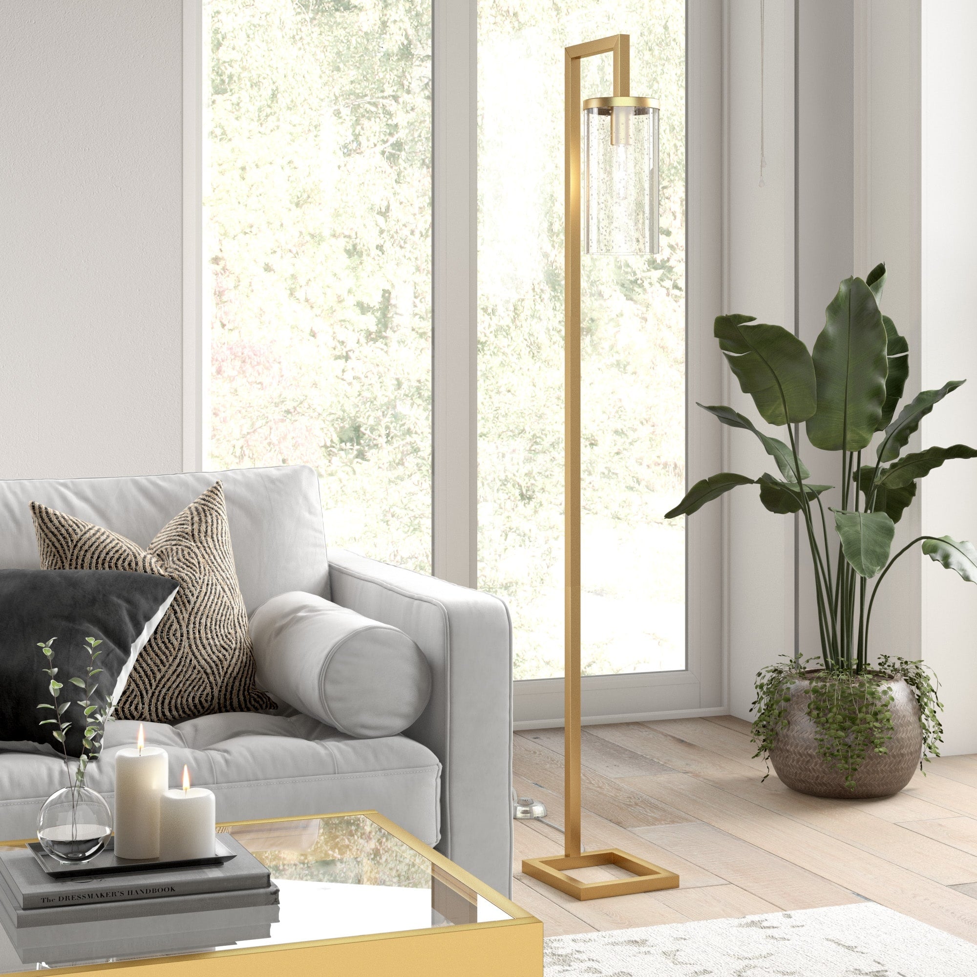 Lampadaire haut Malva 67,75 avec abat-jour en verre - 11 pouces de large