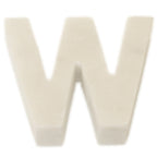 Lettre Helvetica en marbre blanc