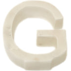 Lettre Helvetica en marbre blanc