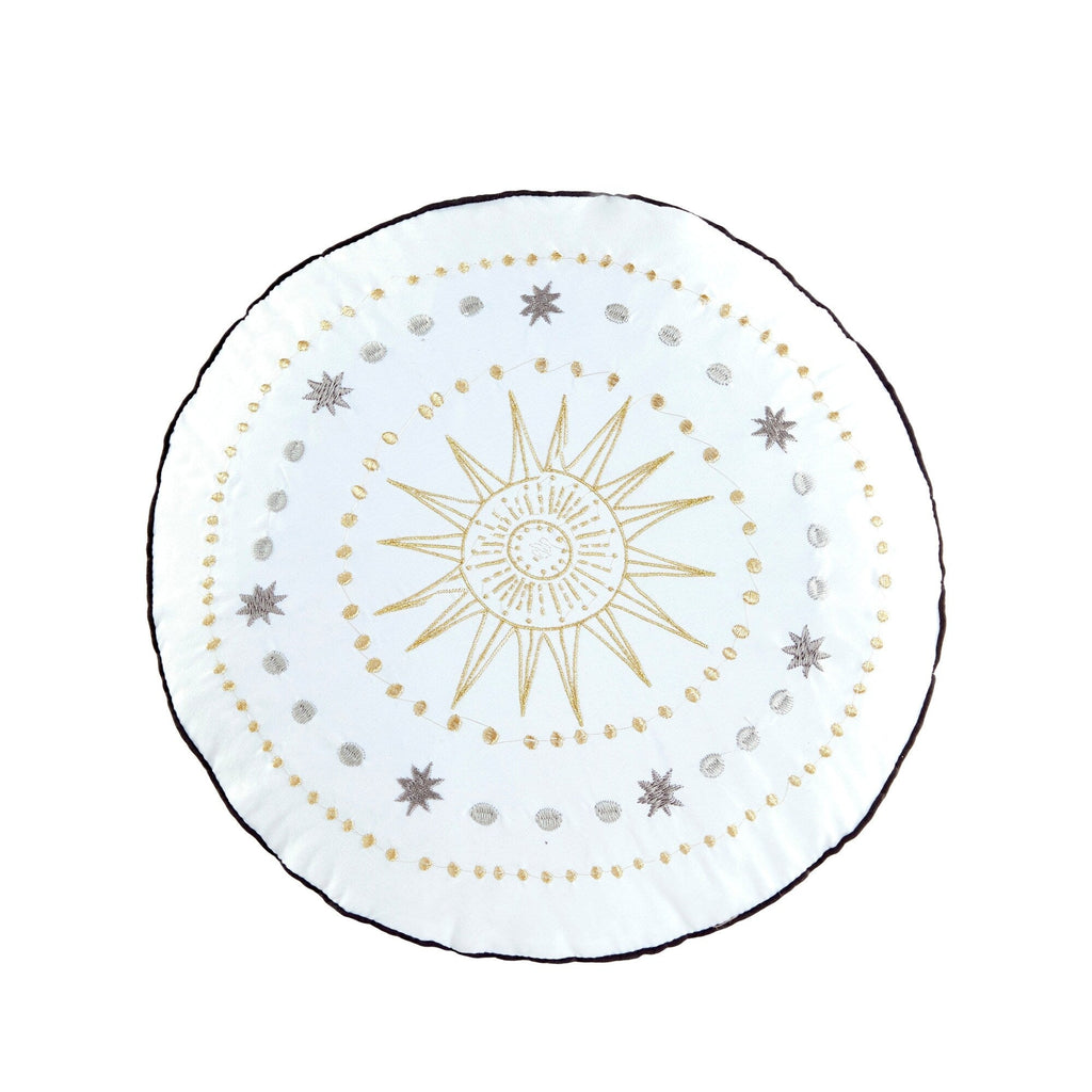 Parure de lit métallique avec coussin décoratif et motif ciel étoilé Ariella pour enfants au design intelligent