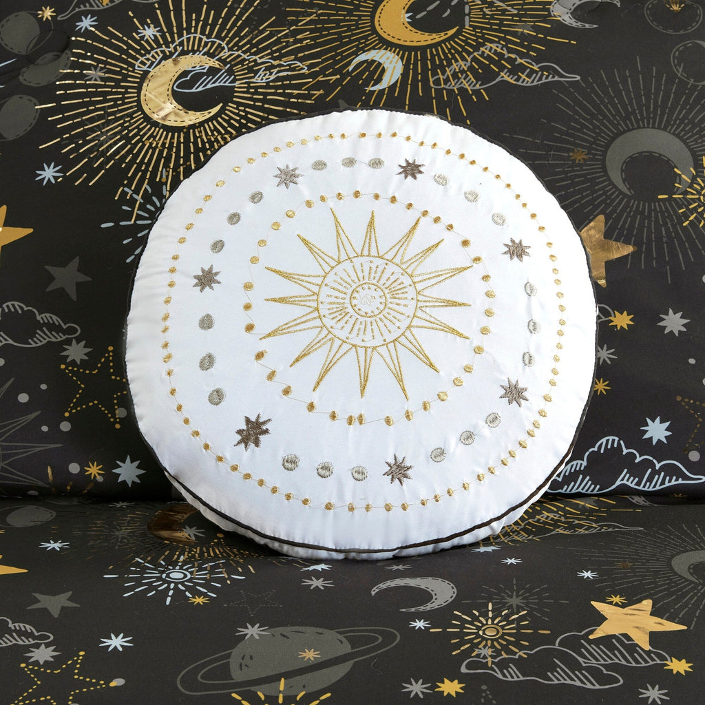 Parure de lit métallique avec coussin décoratif et motif ciel étoilé Ariella pour enfants au design intelligent
