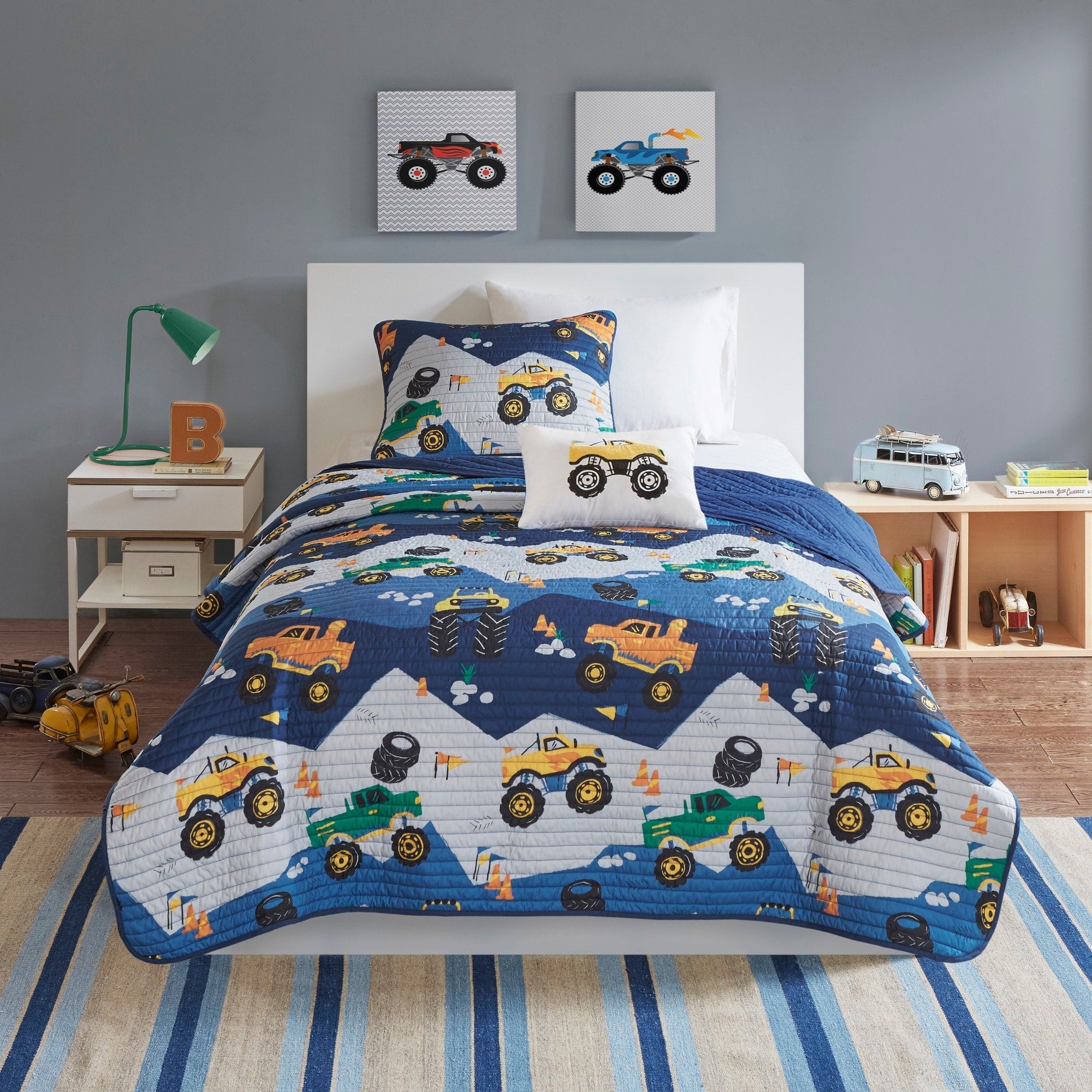 Parure de lit réversible Gavin Monster Truck pour enfants au design intelligent avec coussin décoratif