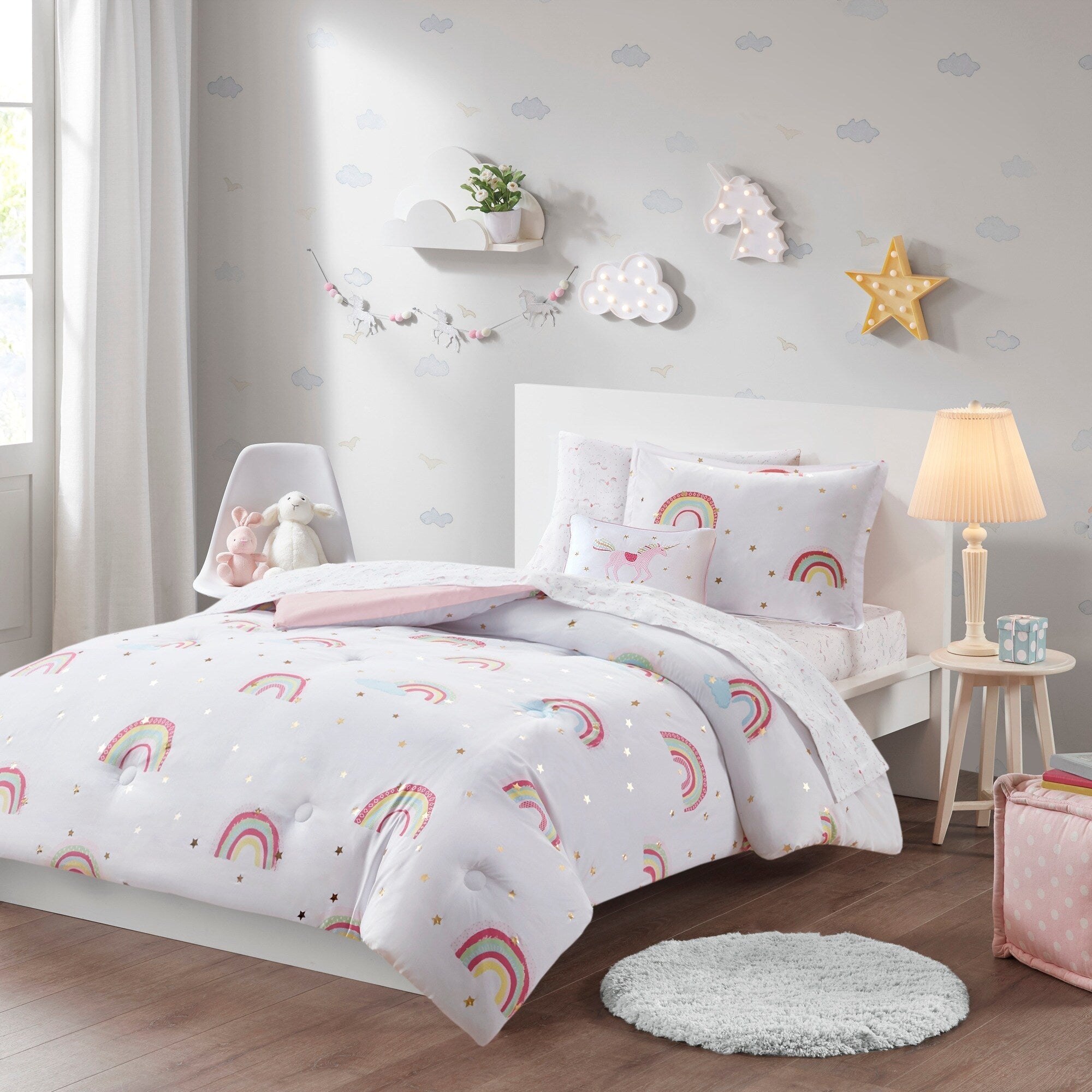 Parure de lit avec draps et housse de couette pour enfants Mia, motif arc-en-ciel et étoiles métalliques, design intelligent