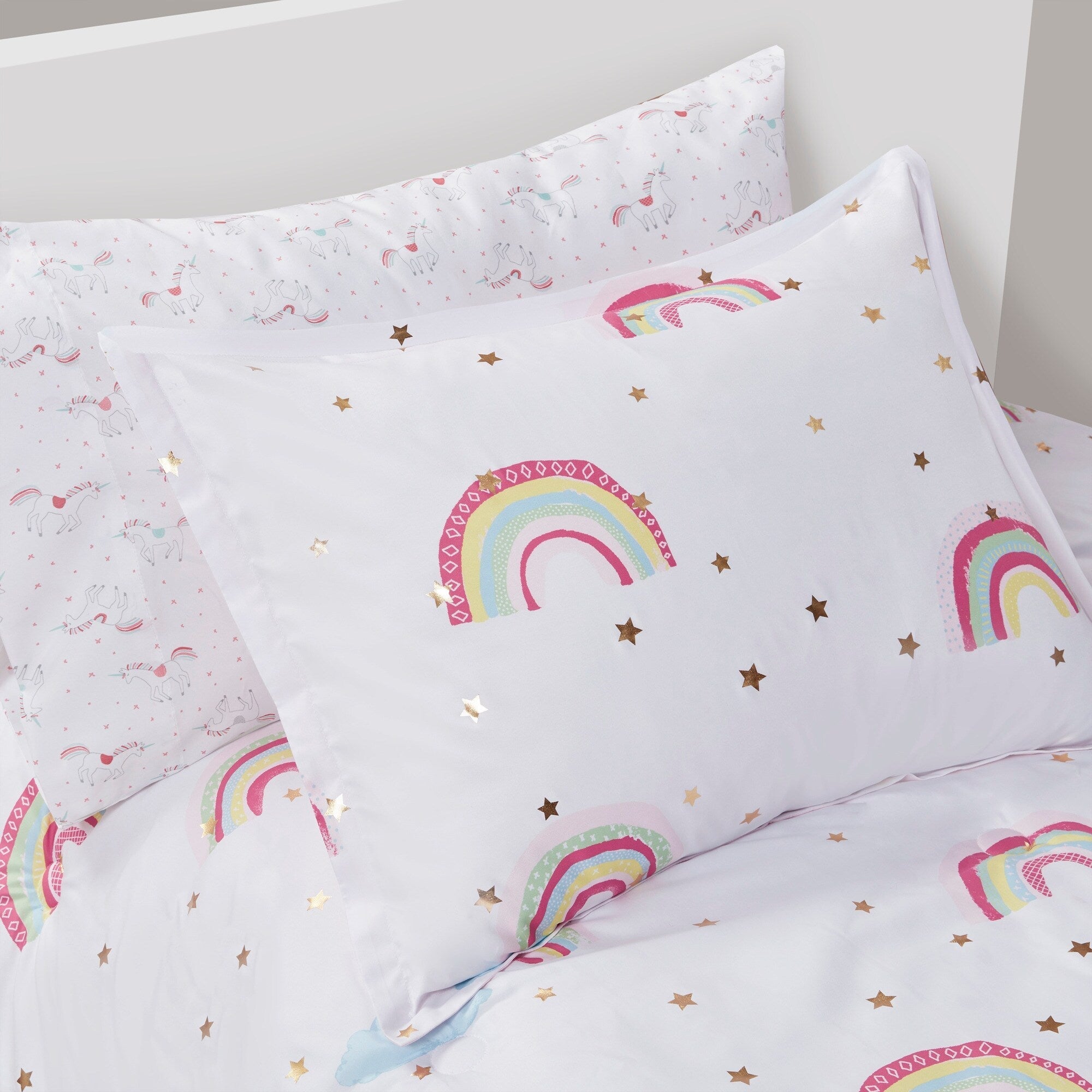 Parure de lit avec draps et housse de couette pour enfants Mia, motif arc-en-ciel et étoiles métalliques, design intelligent